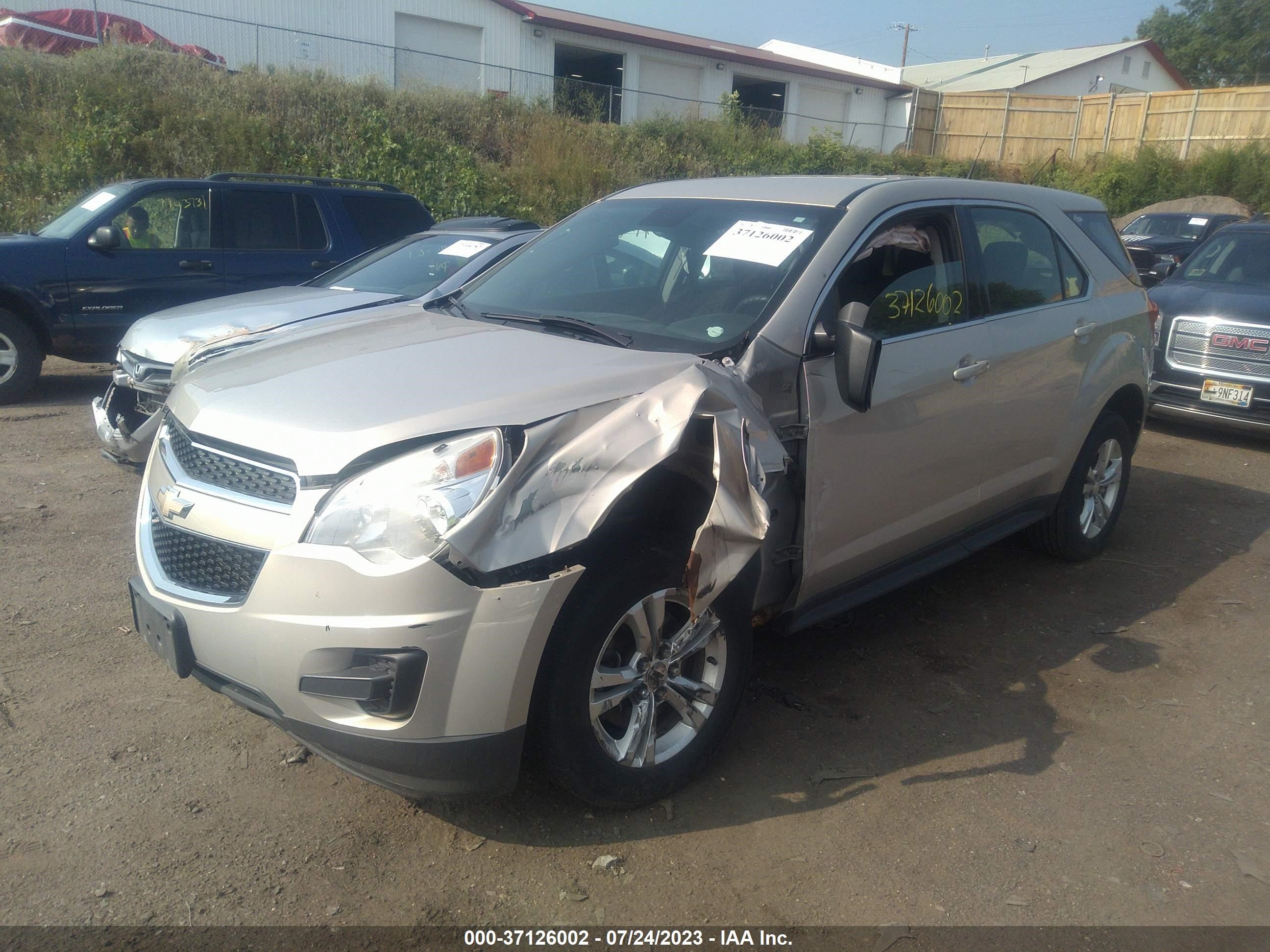 Photo 5 VIN: 2GNALBEK2C1215994 - CHEVROLET EQUINOX 