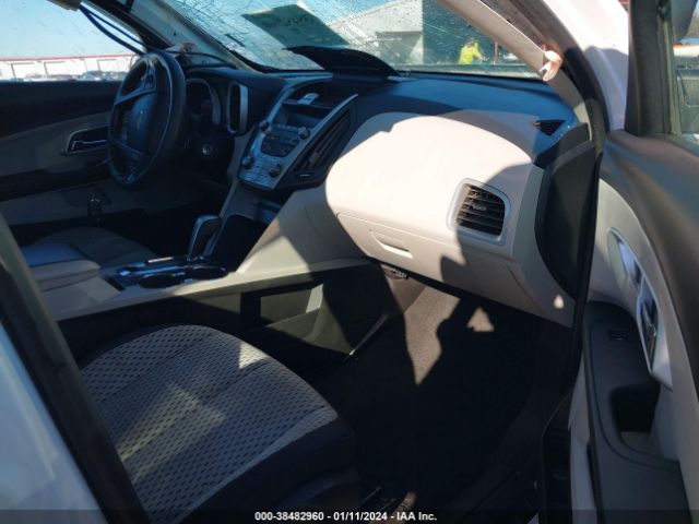 Photo 4 VIN: 2GNALBEK2C6215075 - CHEVROLET EQUINOX 