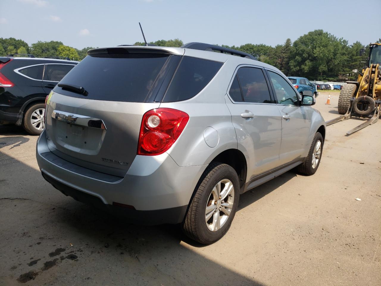 Photo 2 VIN: 2GNALBEK2F1102874 - CHEVROLET EQUINOX 