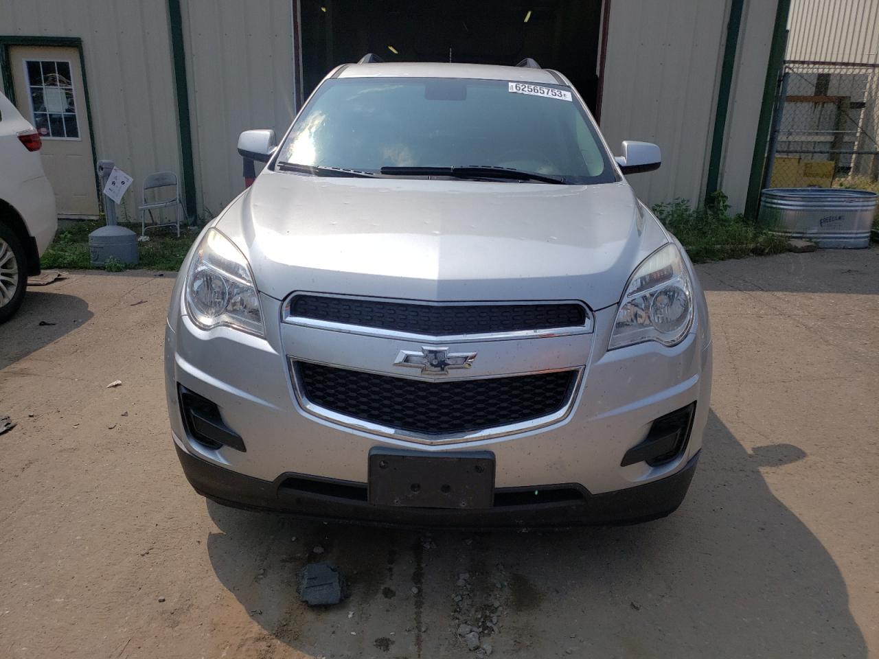 Photo 4 VIN: 2GNALBEK2F1102874 - CHEVROLET EQUINOX 