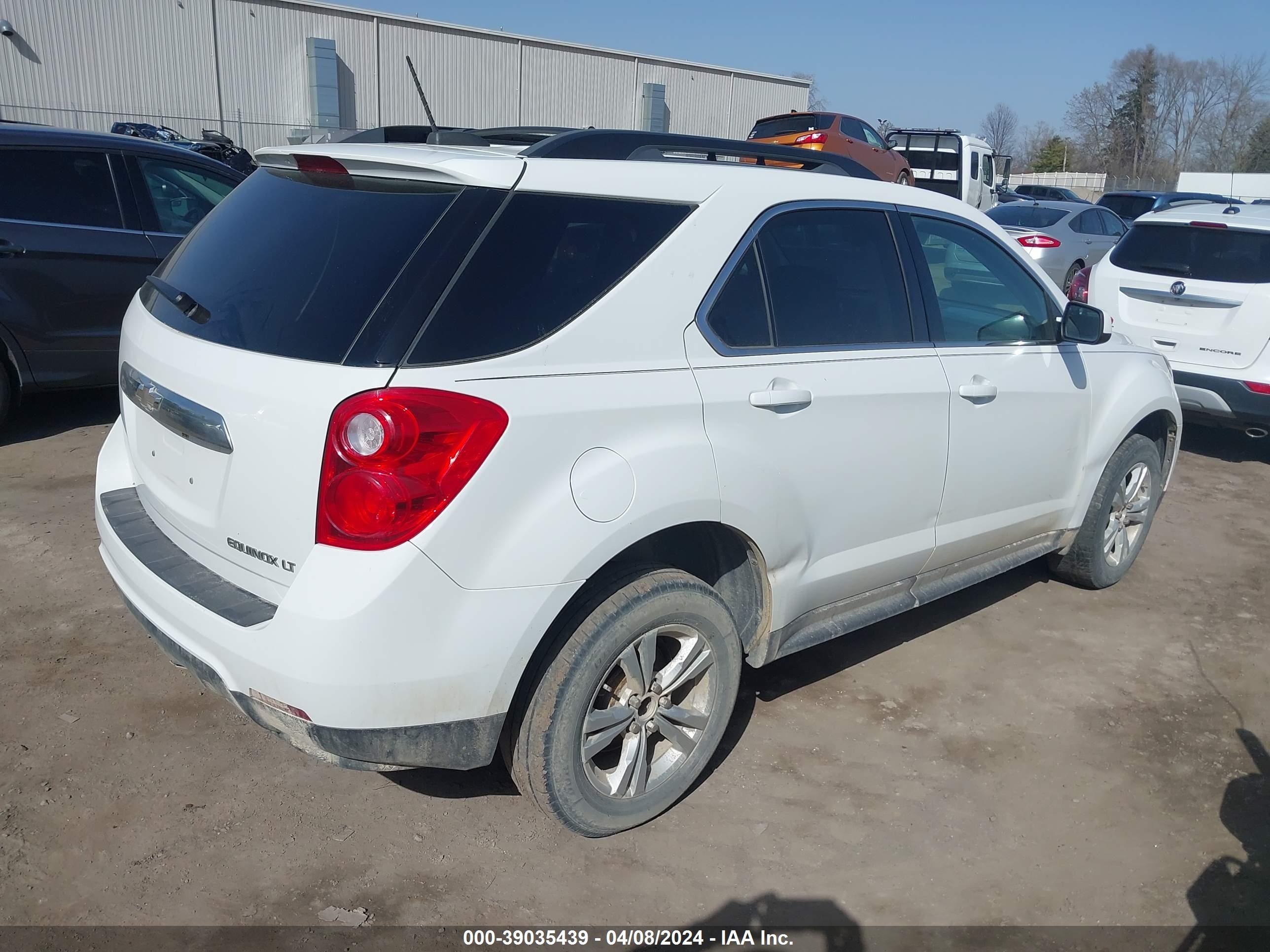 Photo 3 VIN: 2GNALBEK2F1171869 - CHEVROLET EQUINOX 