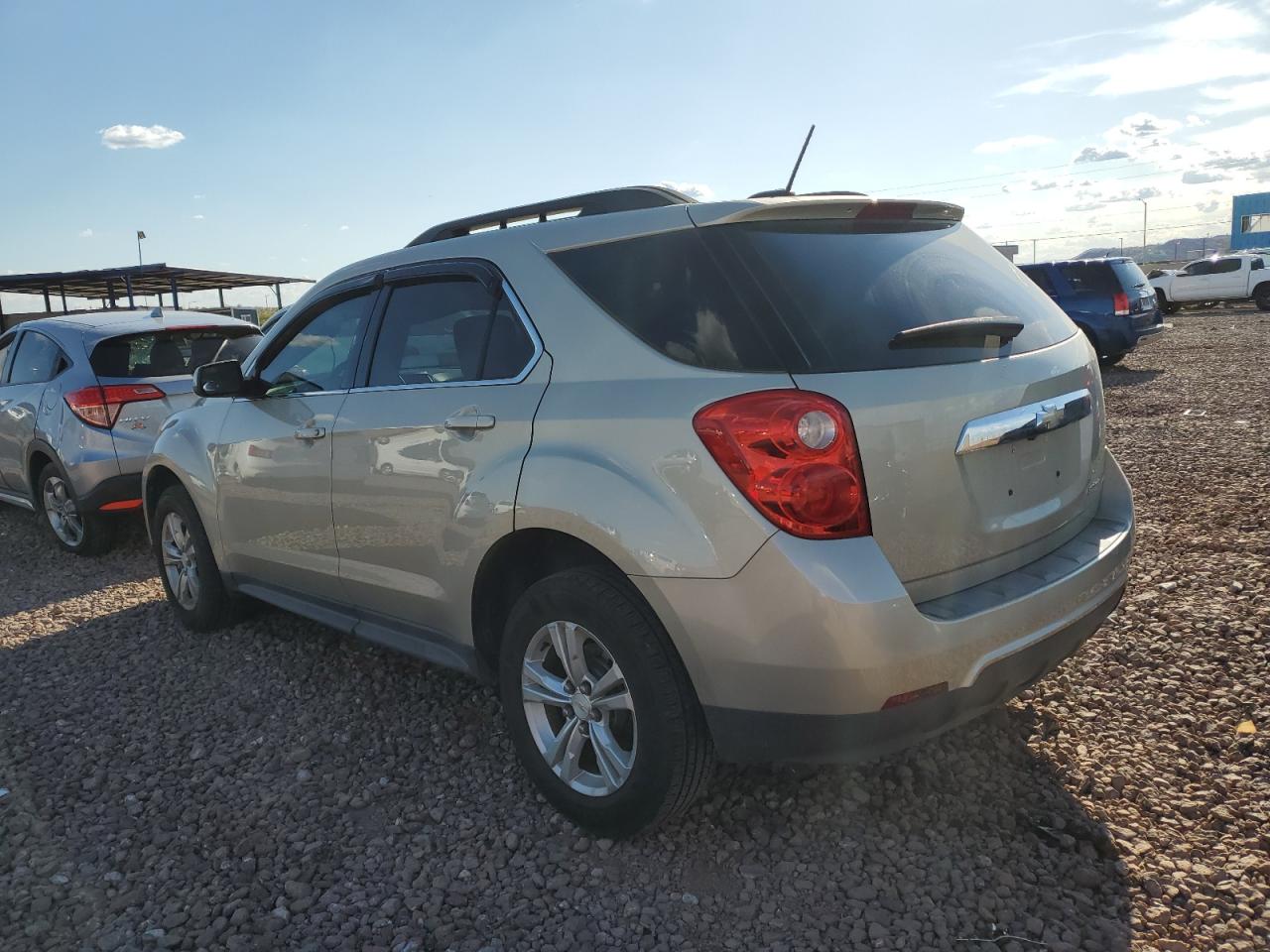 Photo 1 VIN: 2GNALBEK2F1175825 - CHEVROLET EQUINOX 