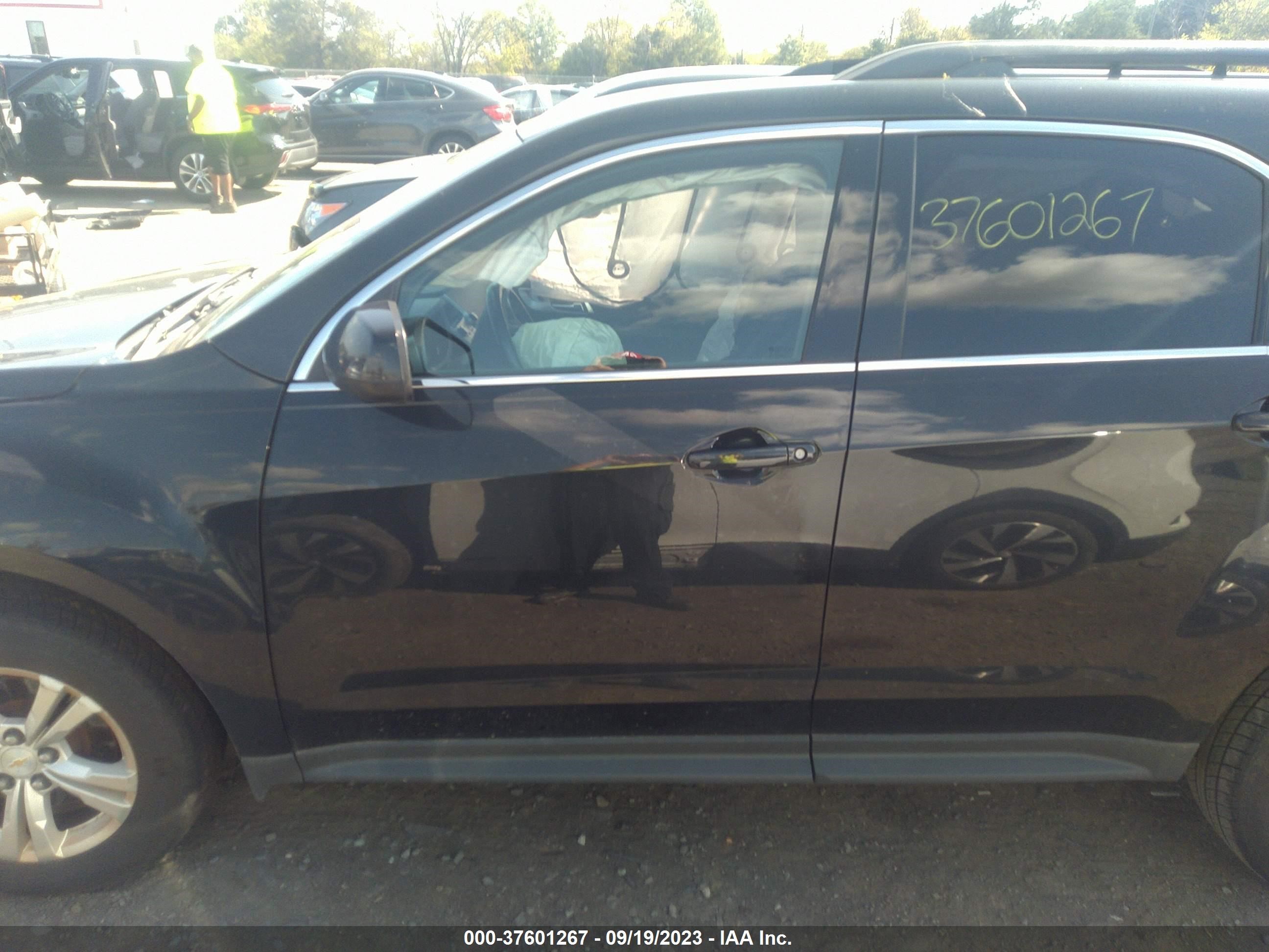 Photo 12 VIN: 2GNALBEK2F6157764 - CHEVROLET EQUINOX 