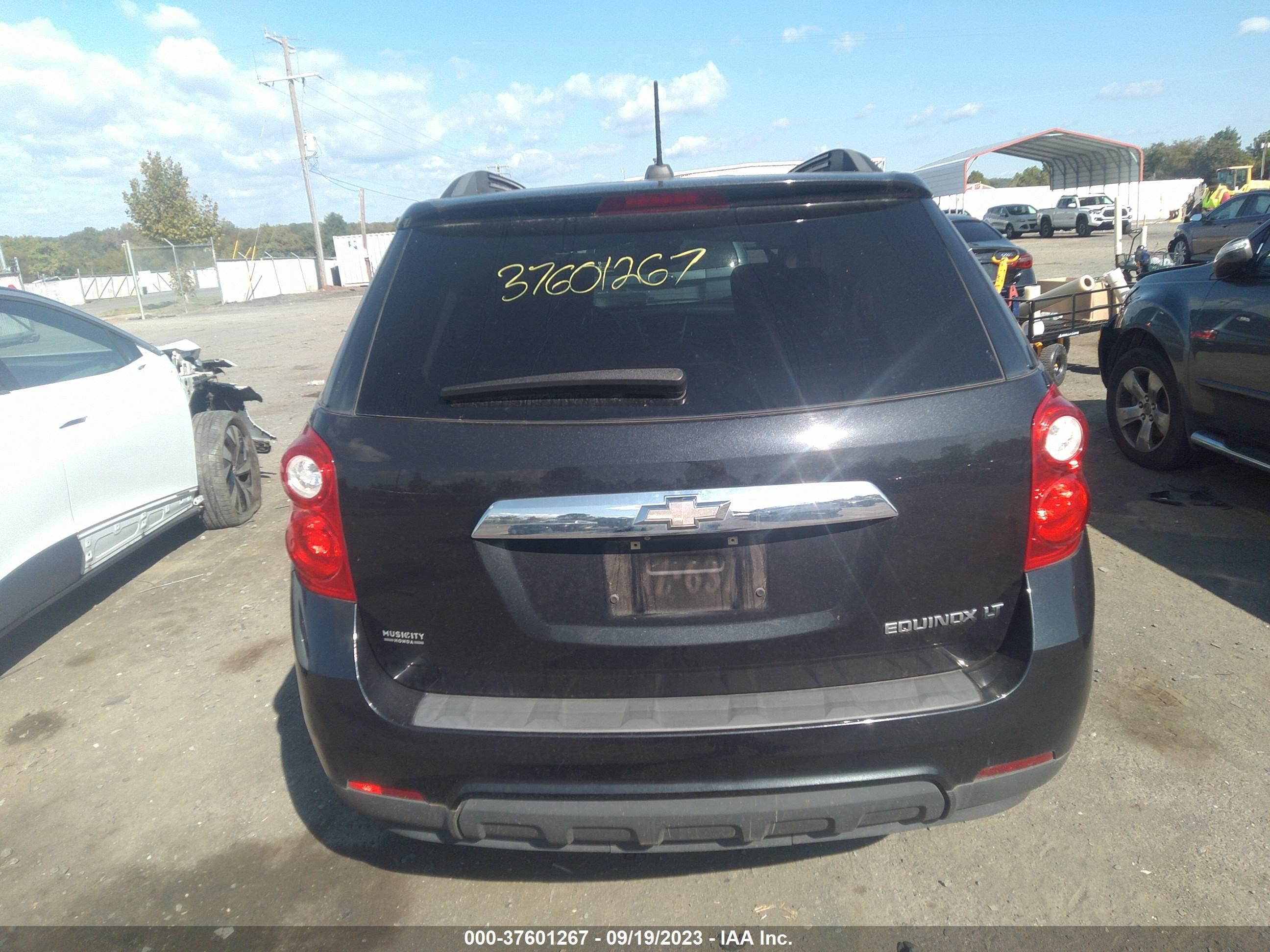 Photo 14 VIN: 2GNALBEK2F6157764 - CHEVROLET EQUINOX 