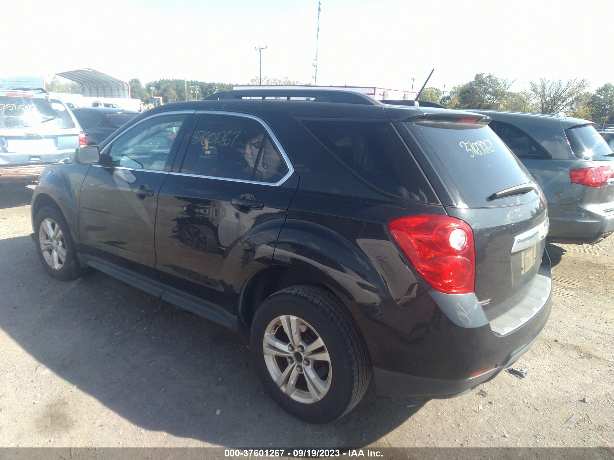 Photo 2 VIN: 2GNALBEK2F6157764 - CHEVROLET EQUINOX 