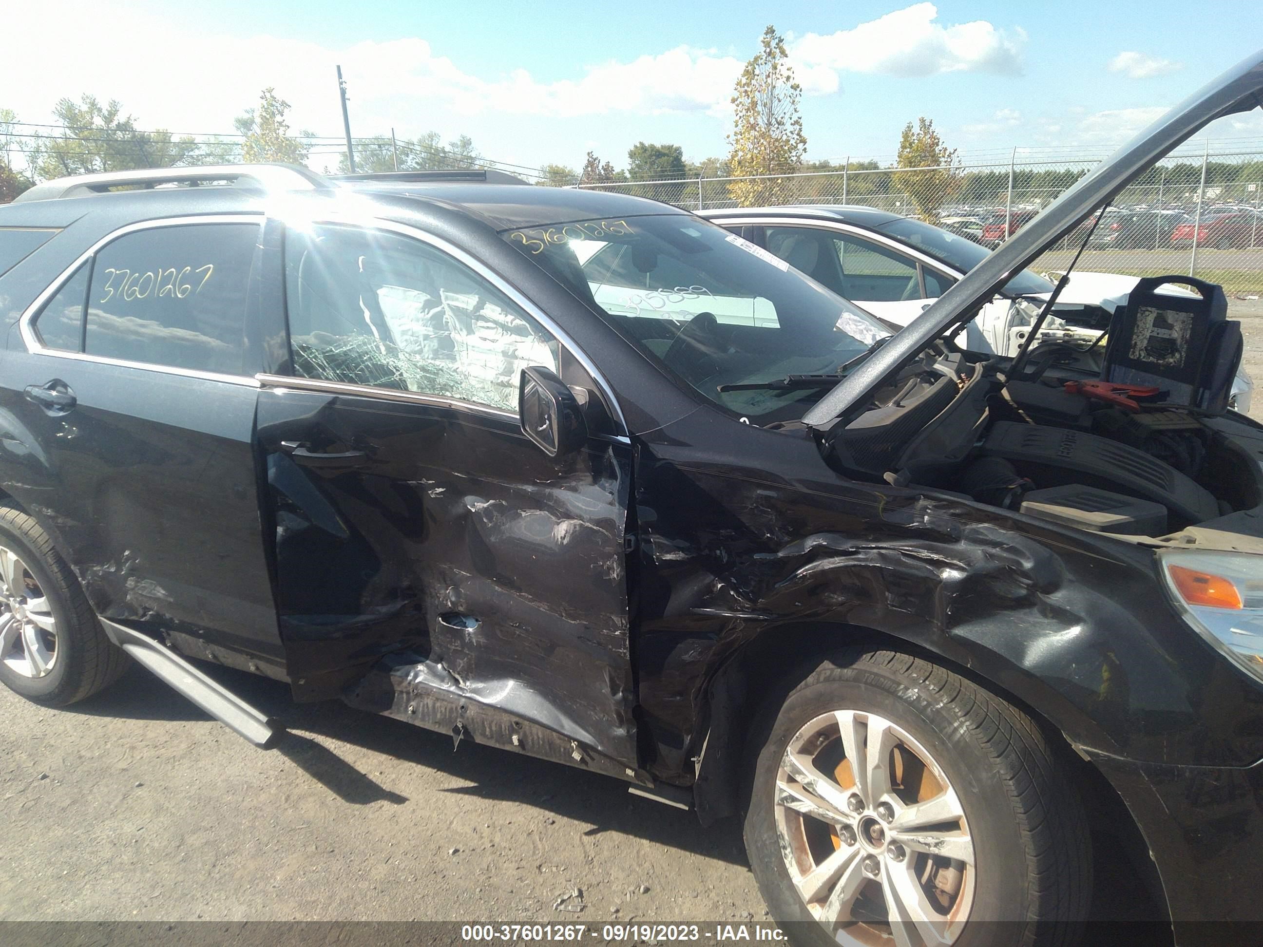 Photo 5 VIN: 2GNALBEK2F6157764 - CHEVROLET EQUINOX 