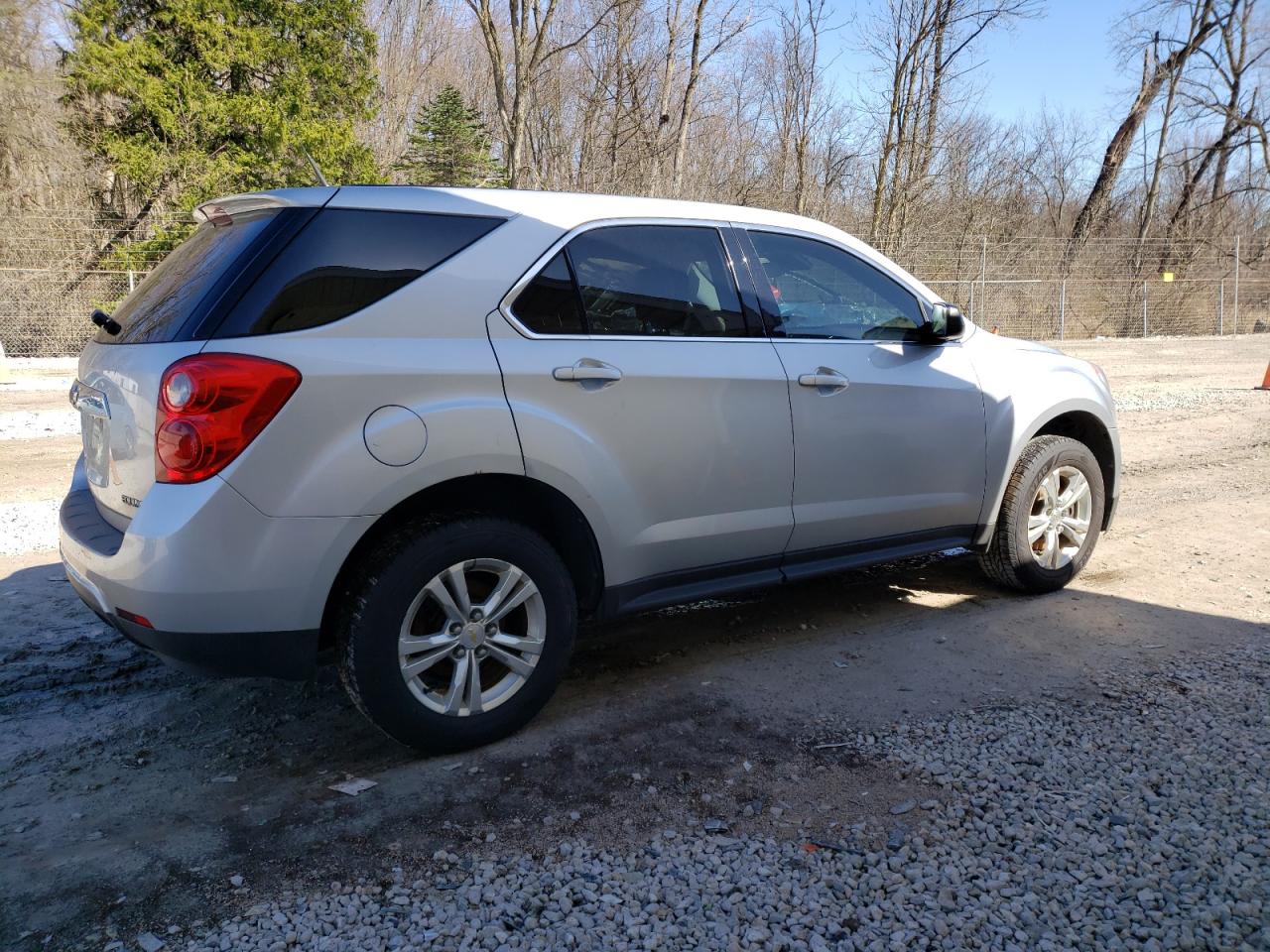 Photo 2 VIN: 2GNALBEK3C6218146 - CHEVROLET EQUINOX 