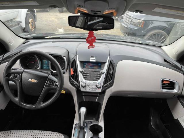 Photo 8 VIN: 2GNALBEK3C6310681 - CHEVROLET EQUINOX LS 