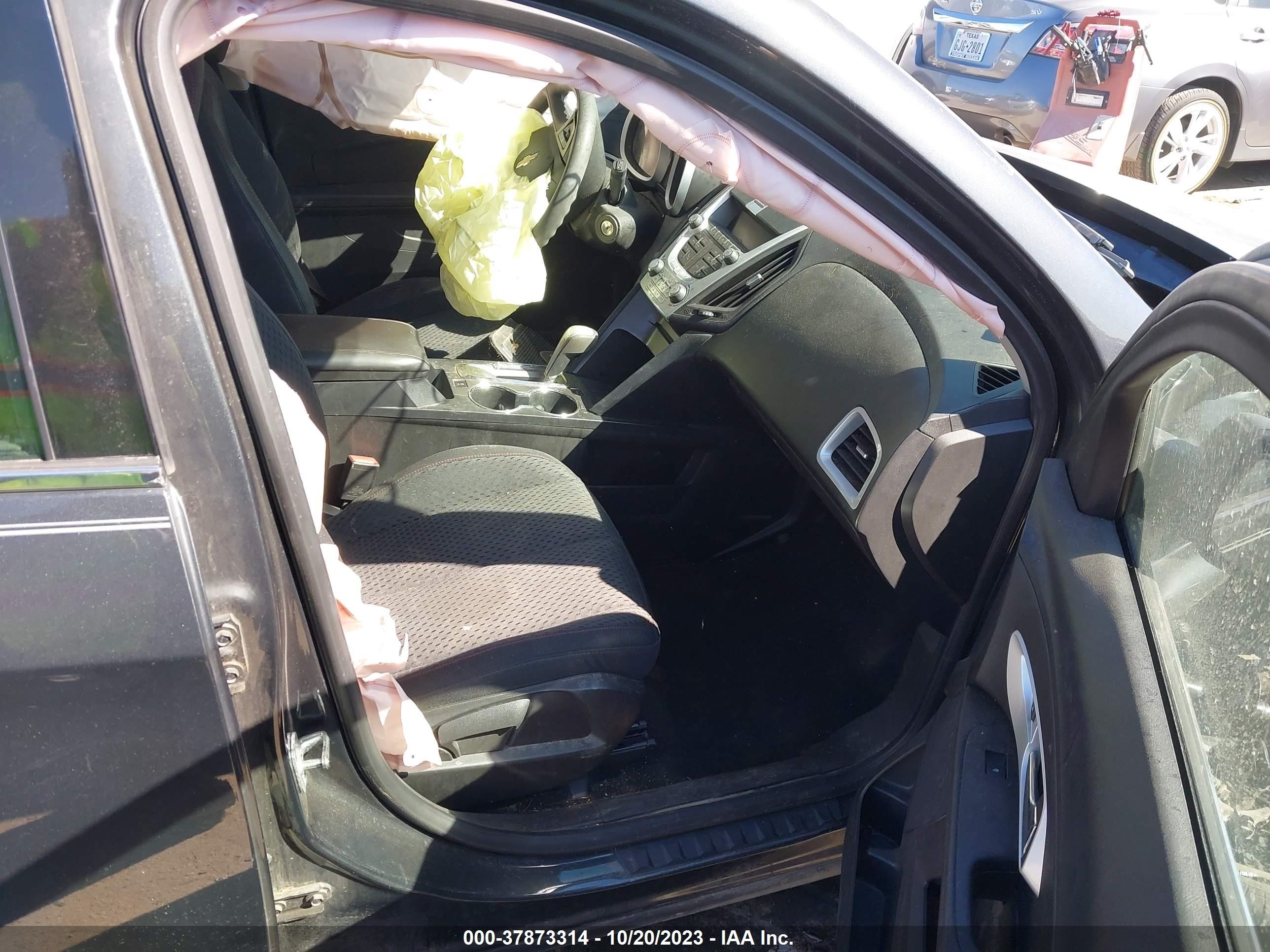 Photo 4 VIN: 2GNALBEK3D1117879 - CHEVROLET EQUINOX 