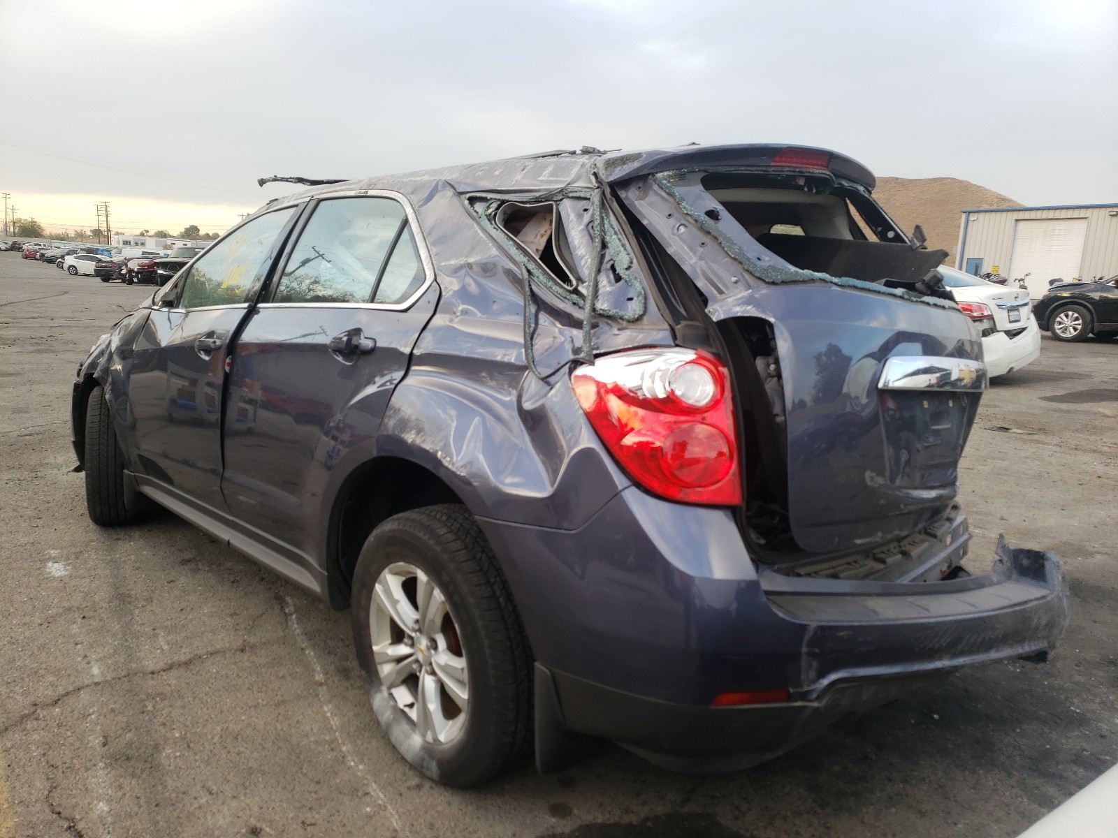 Photo 2 VIN: 2GNALBEK3D6268398 - CHEVROLET EQUINOX LS 