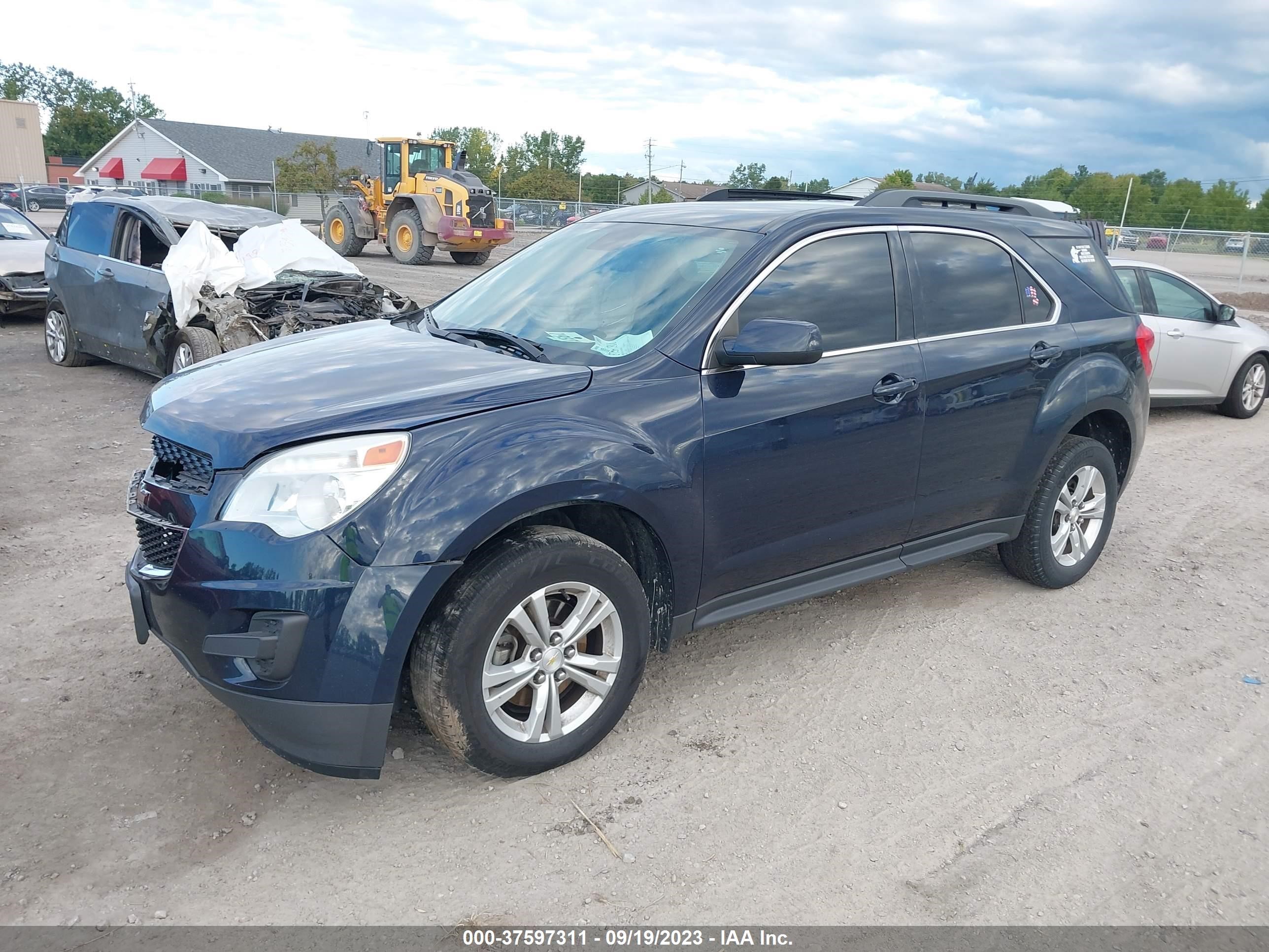 Photo 1 VIN: 2GNALBEK3F1143384 - CHEVROLET EQUINOX 