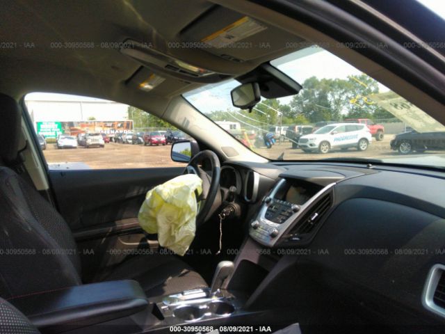 Photo 4 VIN: 2GNALBEK3F6400059 - CHEVROLET EQUINOX 