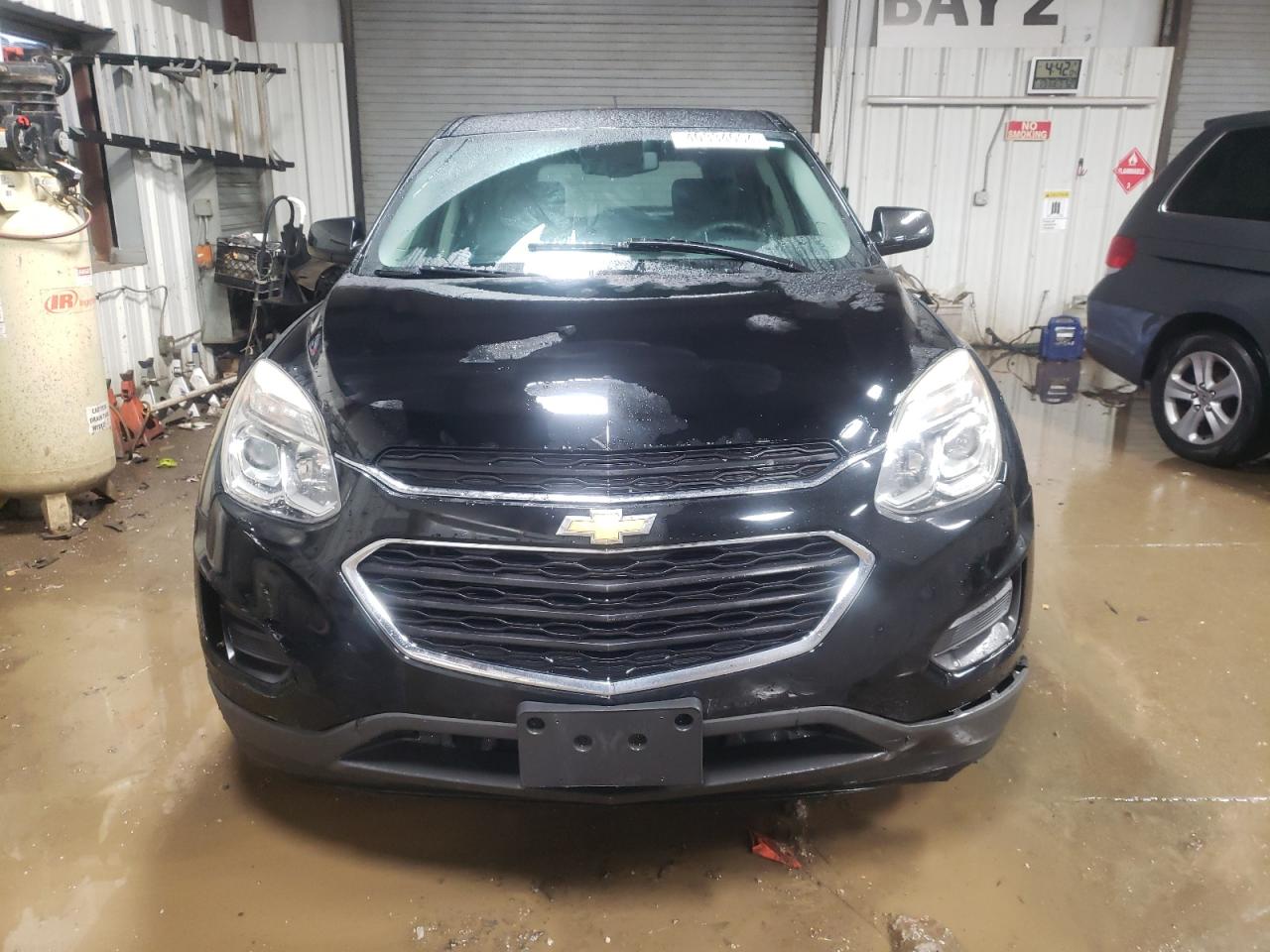 Photo 4 VIN: 2GNALBEK3G1132211 - CHEVROLET EQUINOX 