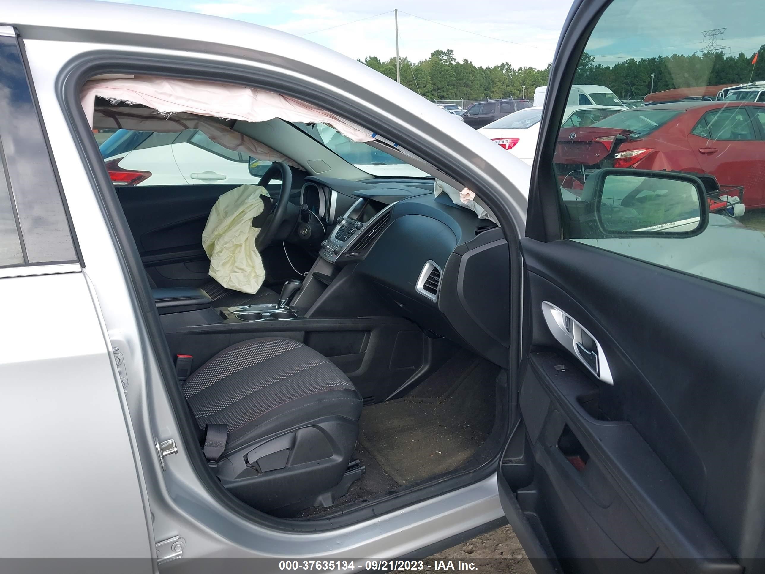 Photo 4 VIN: 2GNALBEK3H1501196 - CHEVROLET EQUINOX 