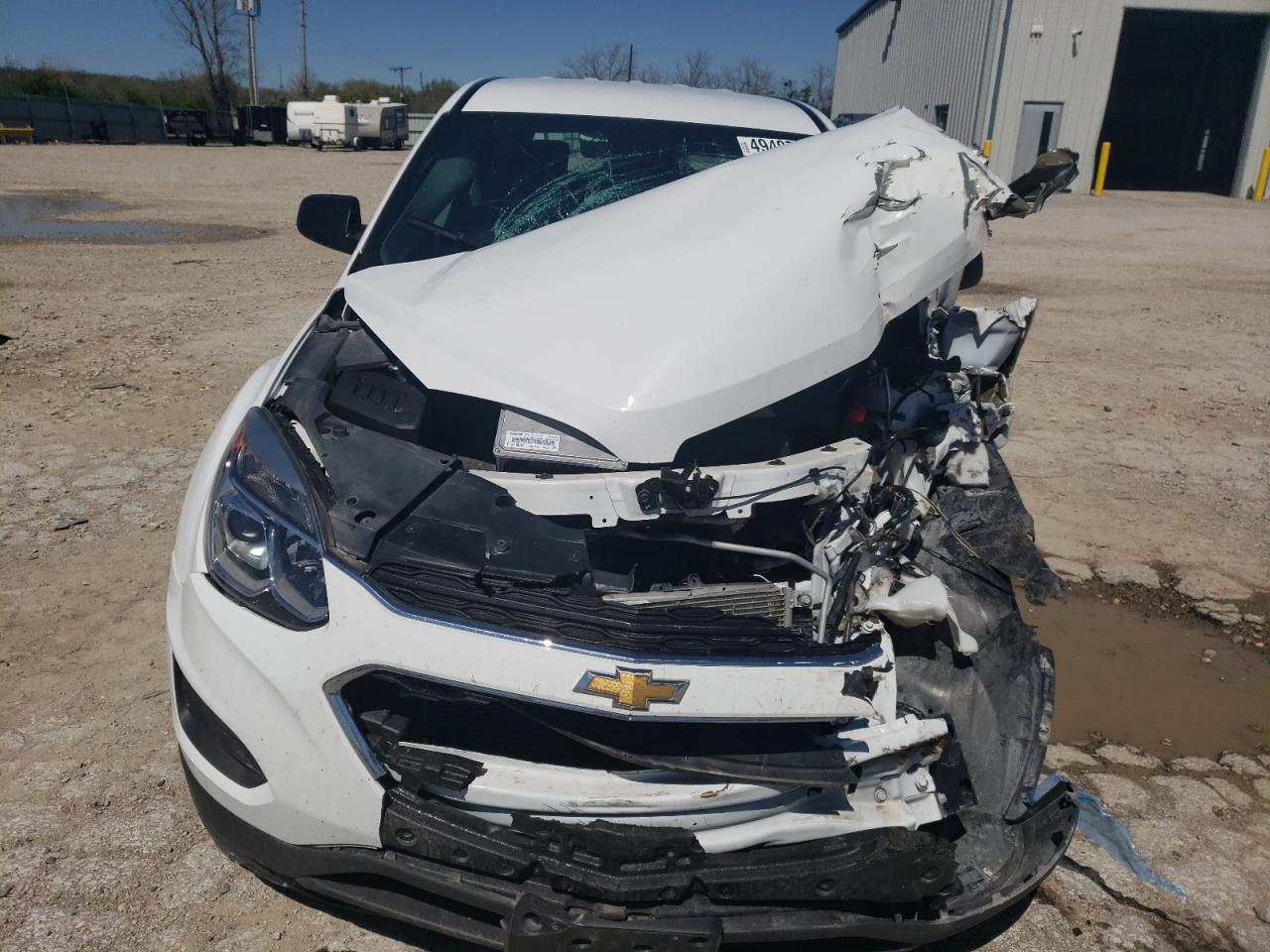 Photo 4 VIN: 2GNALBEK3H1533033 - CHEVROLET EQUINOX 