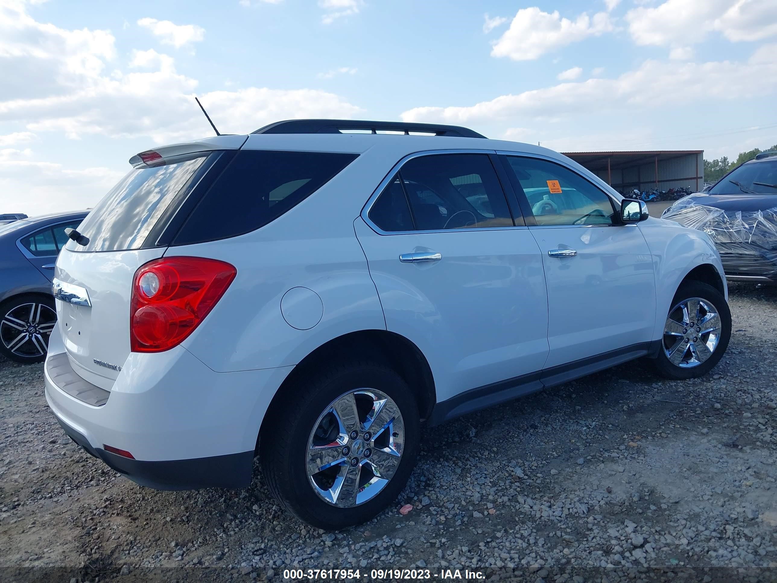 Photo 12 VIN: 2GNALBEK4F6424001 - CHEVROLET EQUINOX 