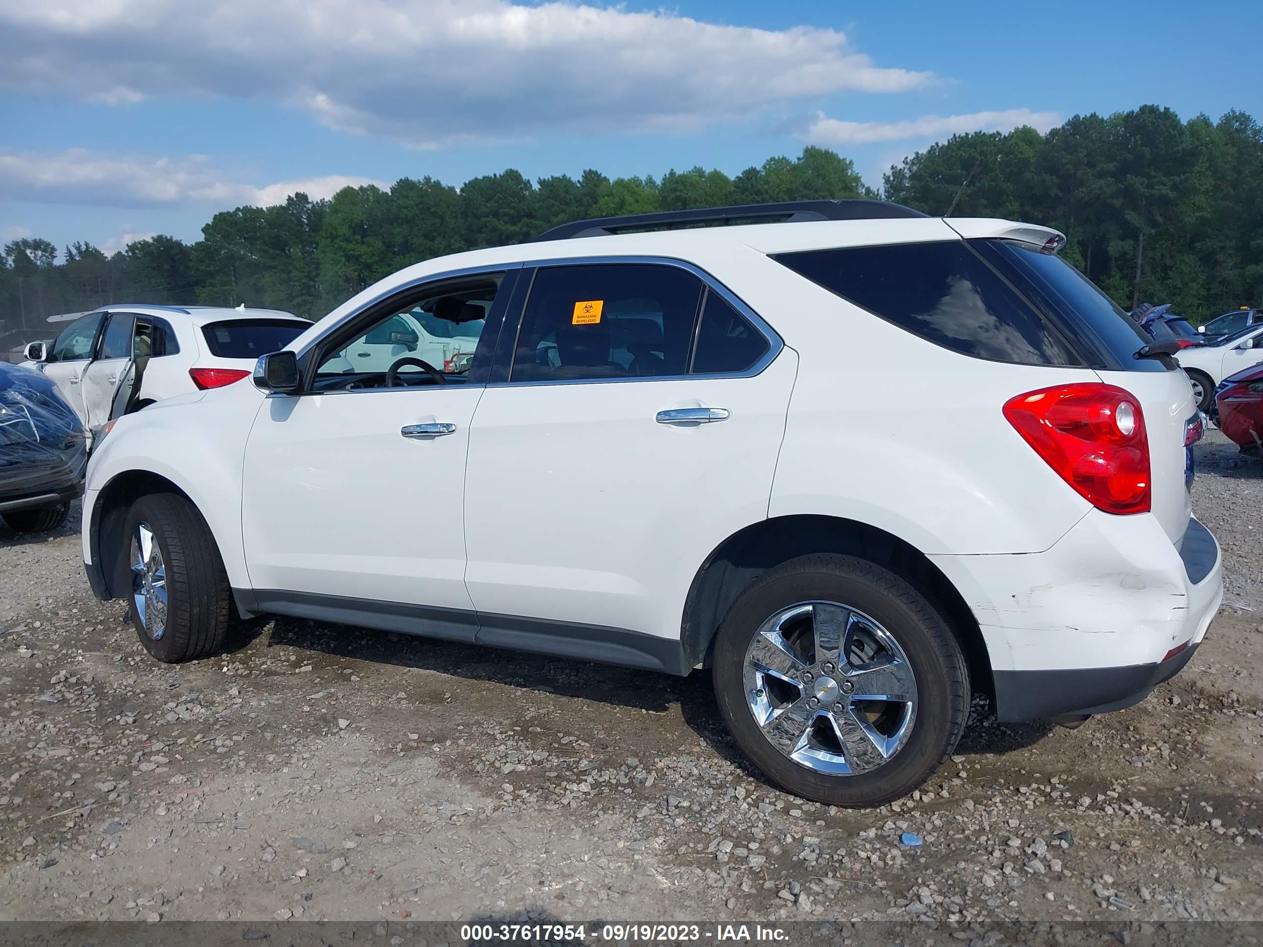 Photo 13 VIN: 2GNALBEK4F6424001 - CHEVROLET EQUINOX 