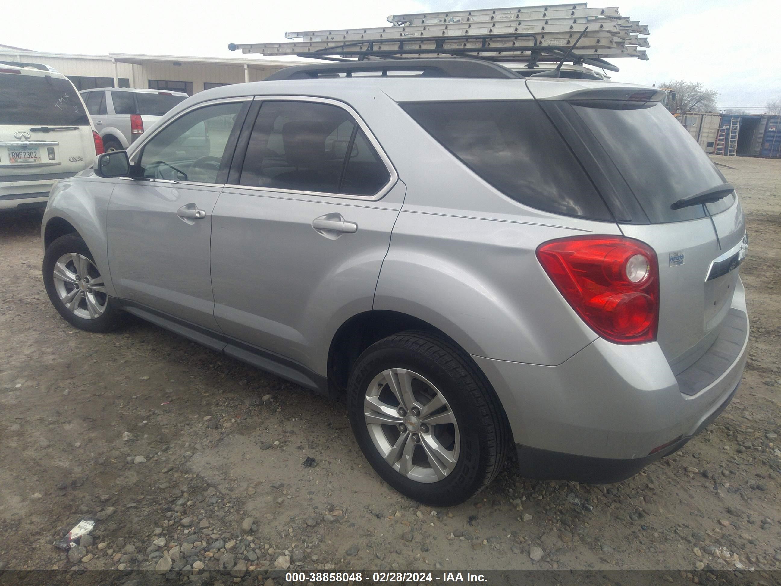 Photo 2 VIN: 2GNALBEK5E6273622 - CHEVROLET EQUINOX 