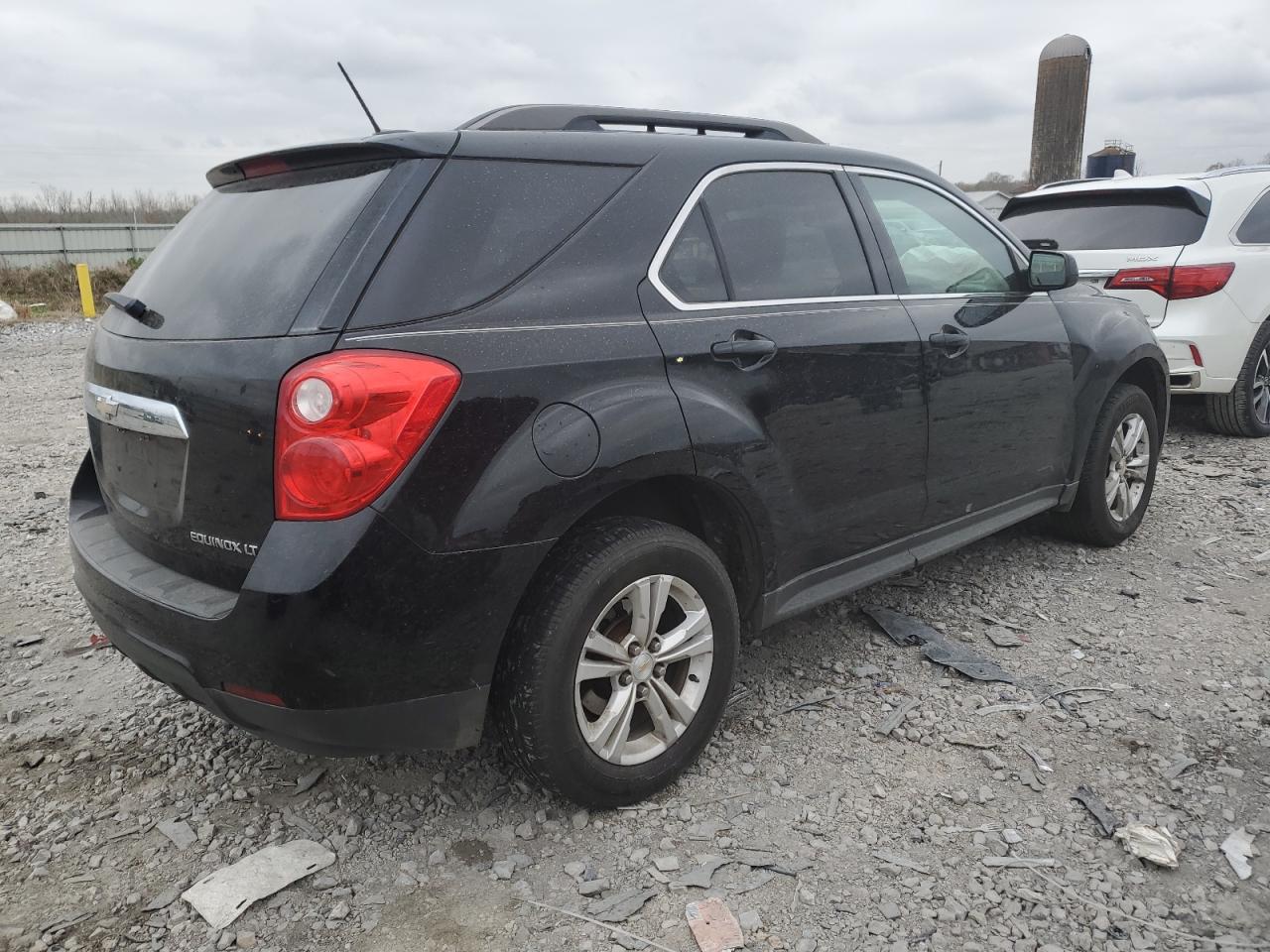 Photo 2 VIN: 2GNALBEK5F1150143 - CHEVROLET EQUINOX 