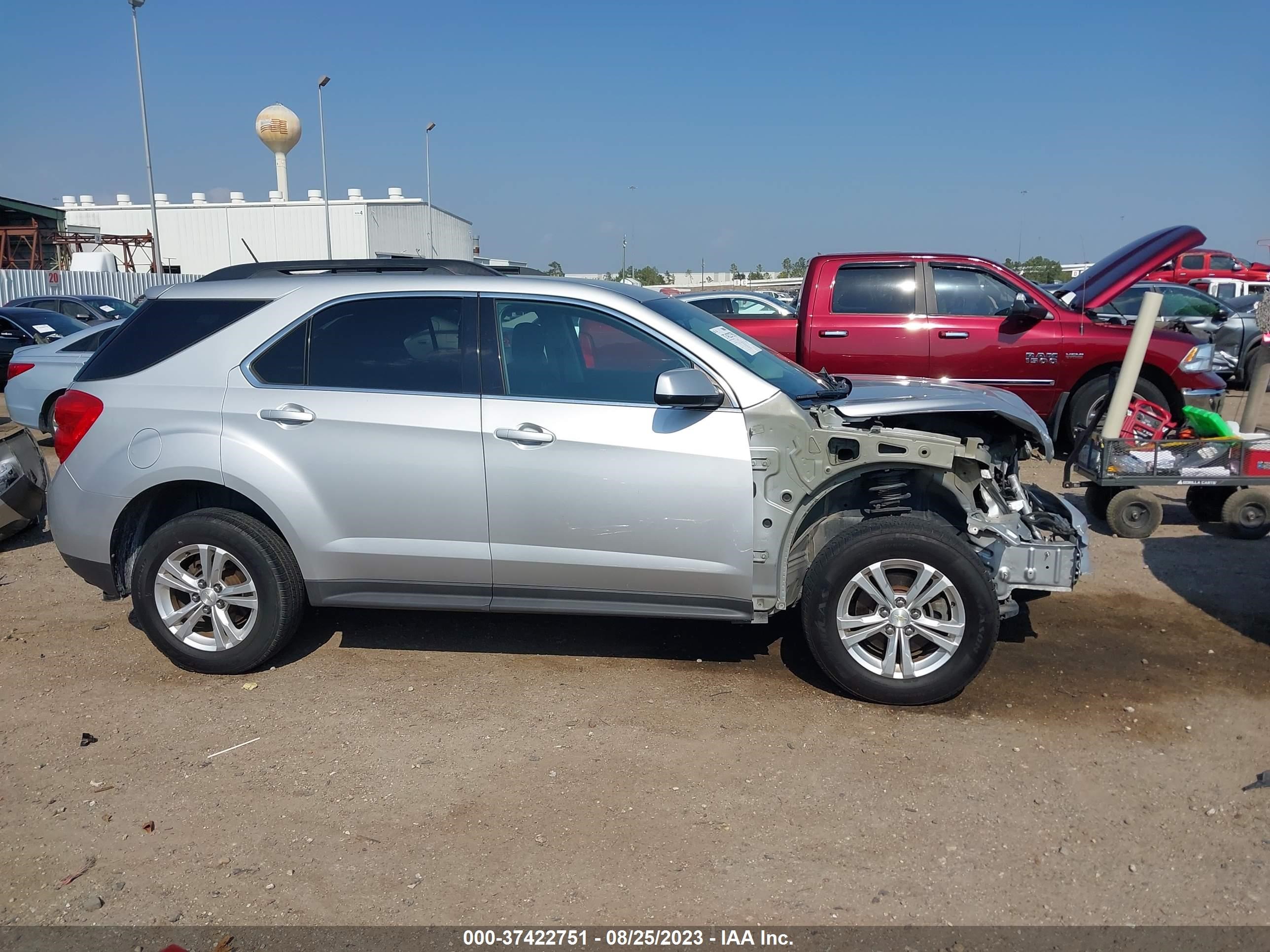 Photo 13 VIN: 2GNALBEK5F6379991 - CHEVROLET EQUINOX 