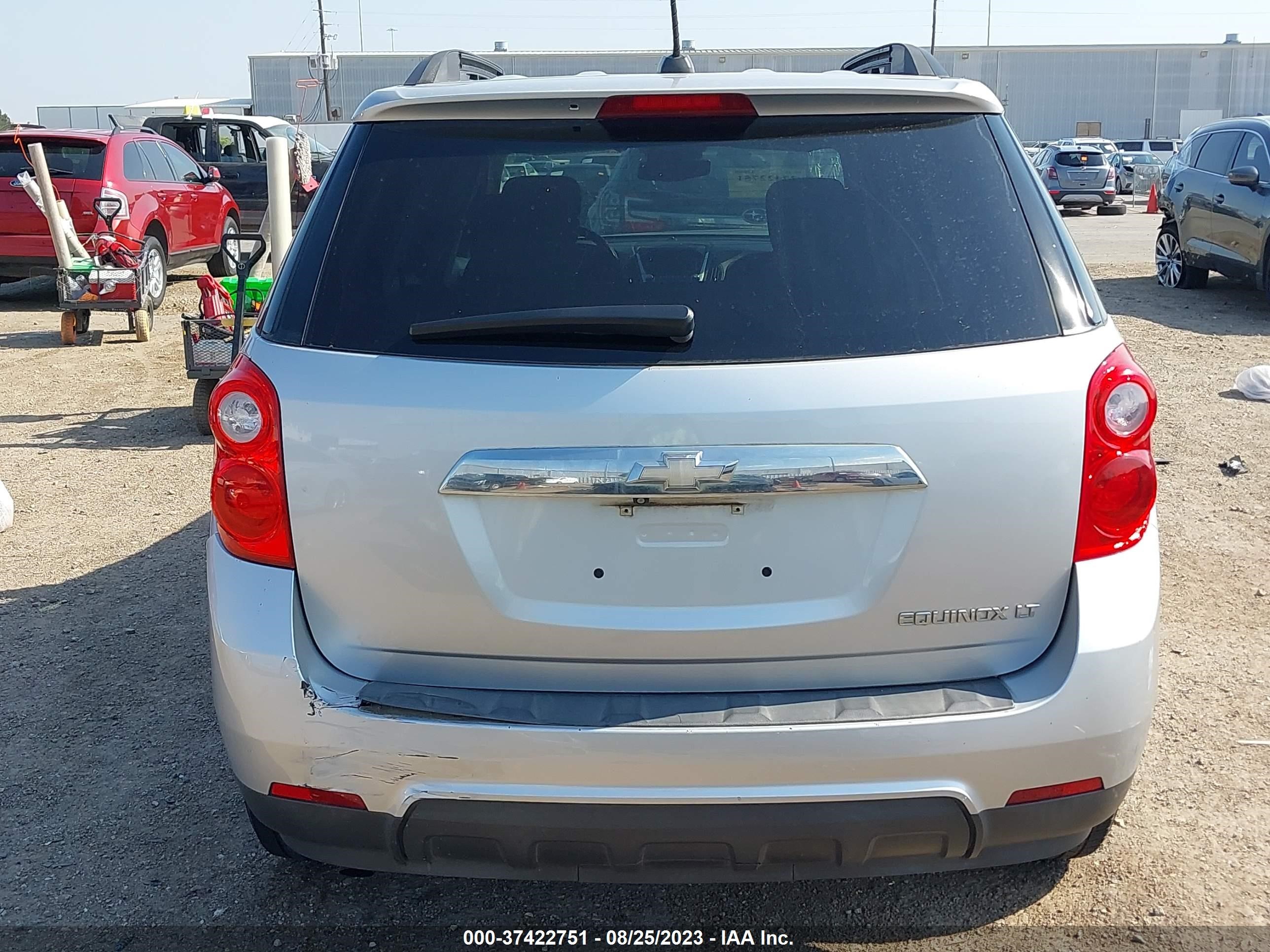 Photo 16 VIN: 2GNALBEK5F6379991 - CHEVROLET EQUINOX 