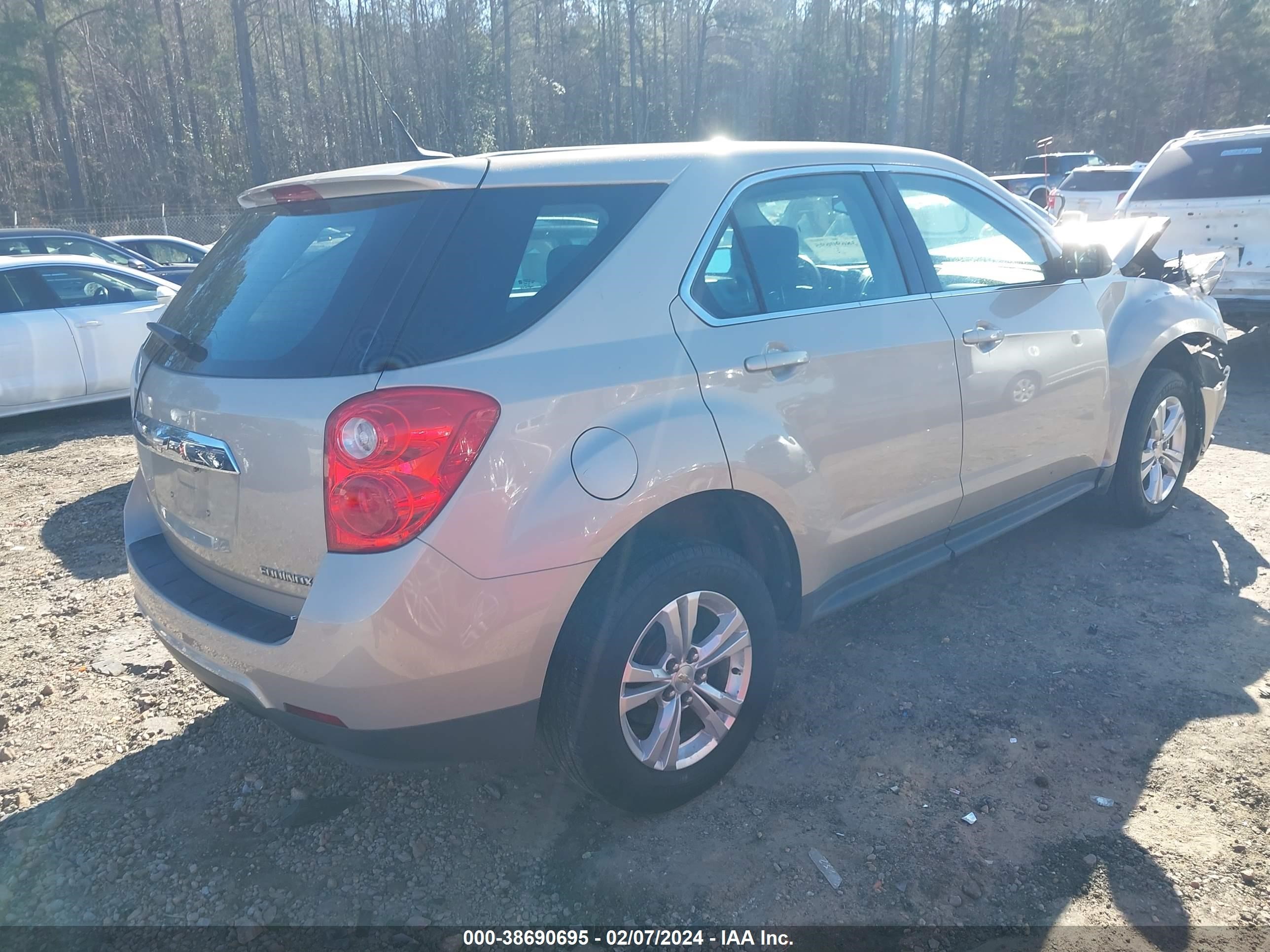 Photo 3 VIN: 2GNALBEK6C1169098 - CHEVROLET EQUINOX 