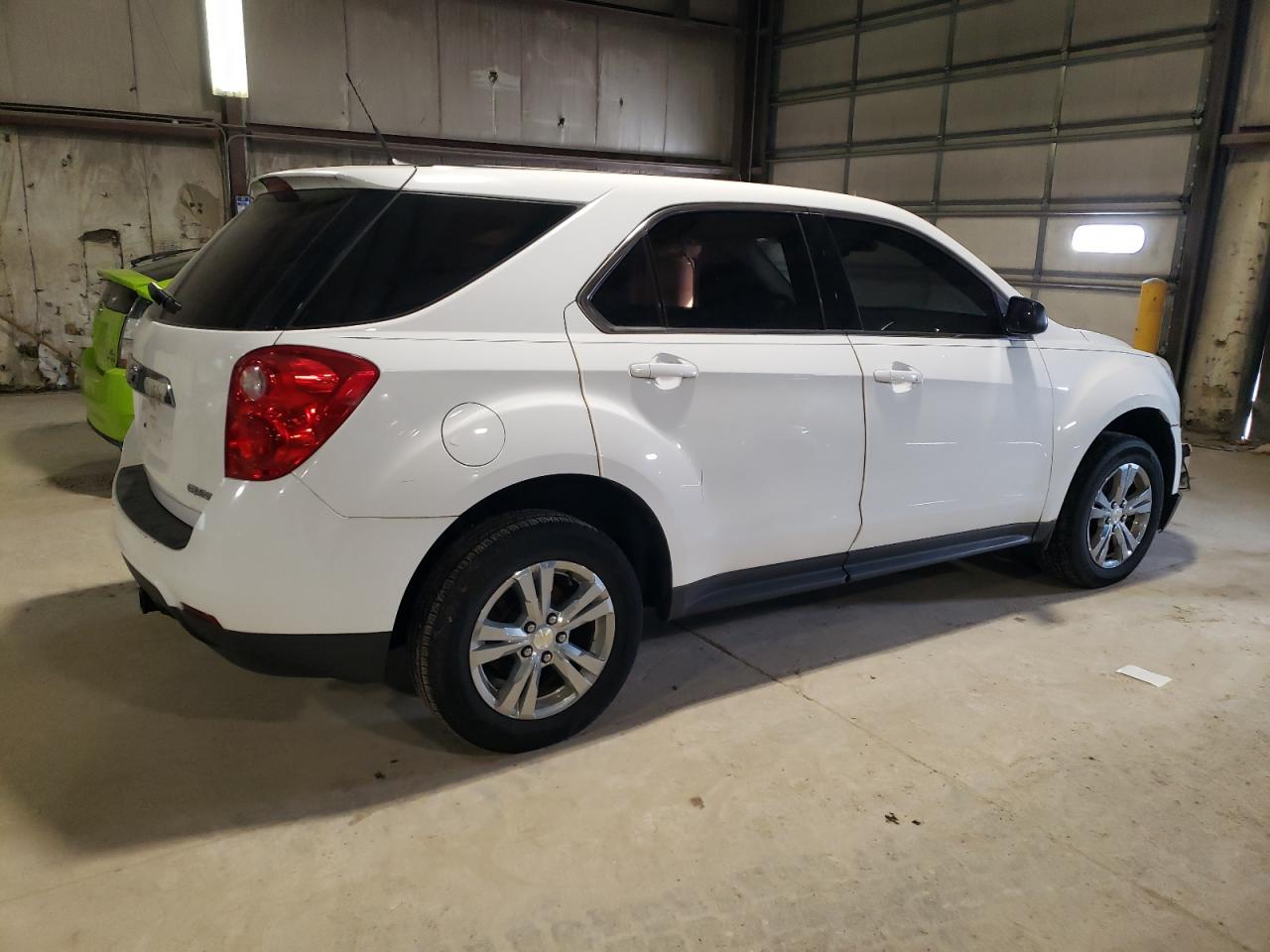 Photo 2 VIN: 2GNALBEK6C6351970 - CHEVROLET EQUINOX 