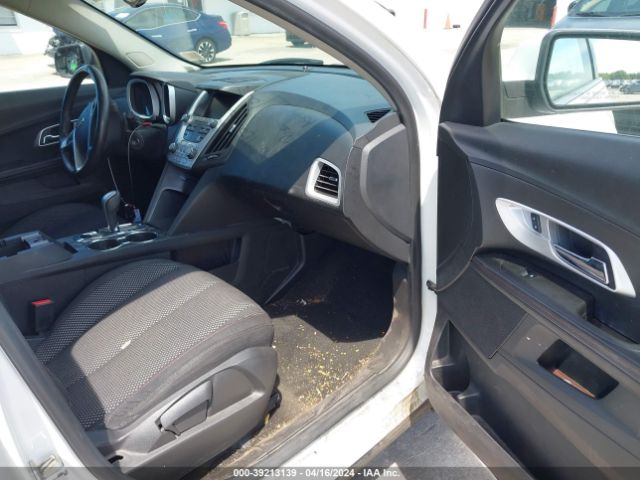 Photo 4 VIN: 2GNALBEK6F1156257 - CHEVROLET EQUINOX 