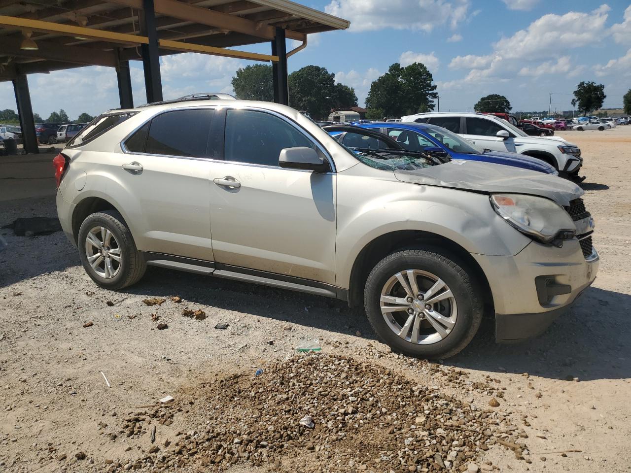 Photo 3 VIN: 2GNALBEK8F1138679 - CHEVROLET EQUINOX 