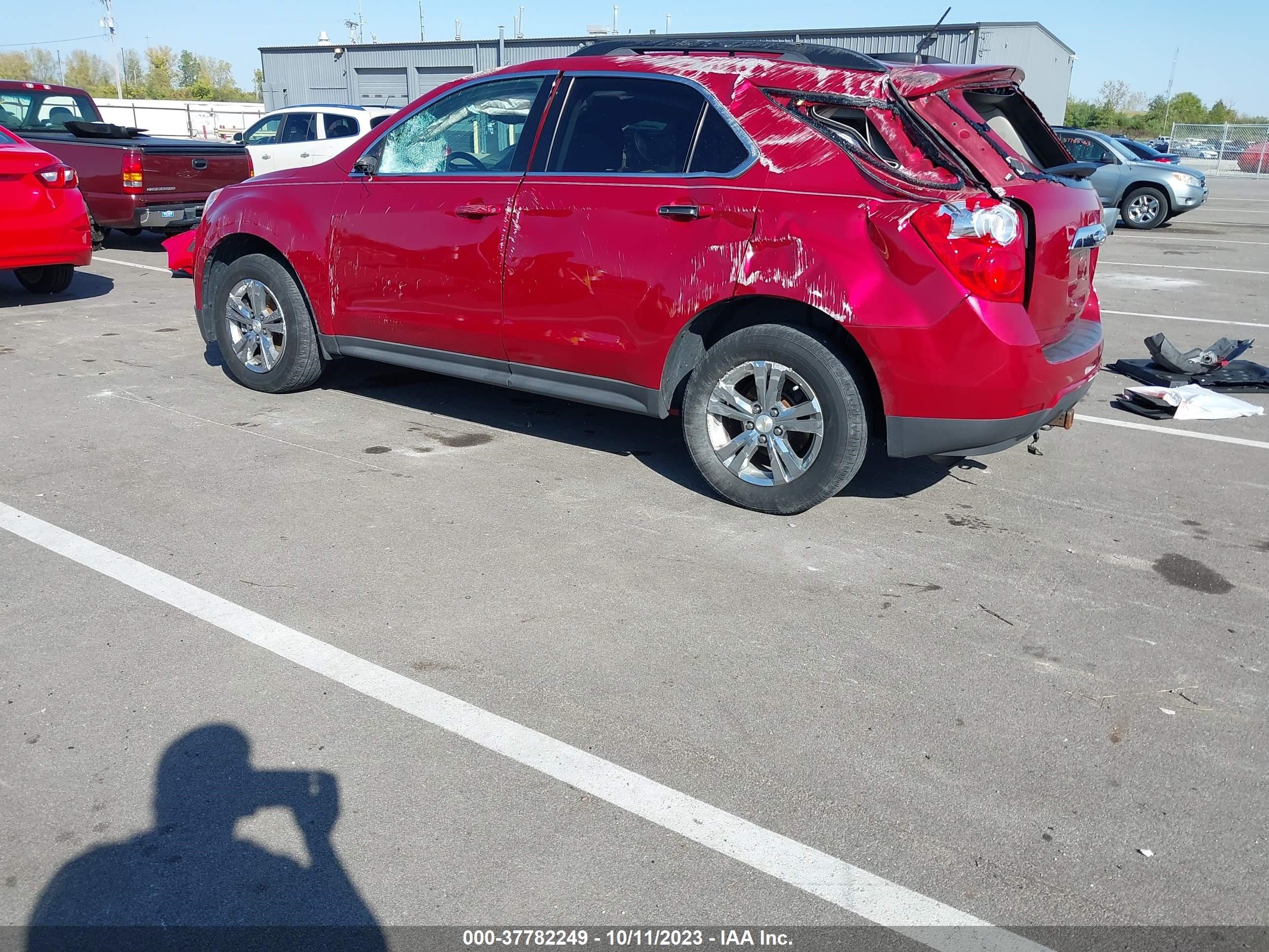 Photo 2 VIN: 2GNALBEK8F6241765 - CHEVROLET EQUINOX 