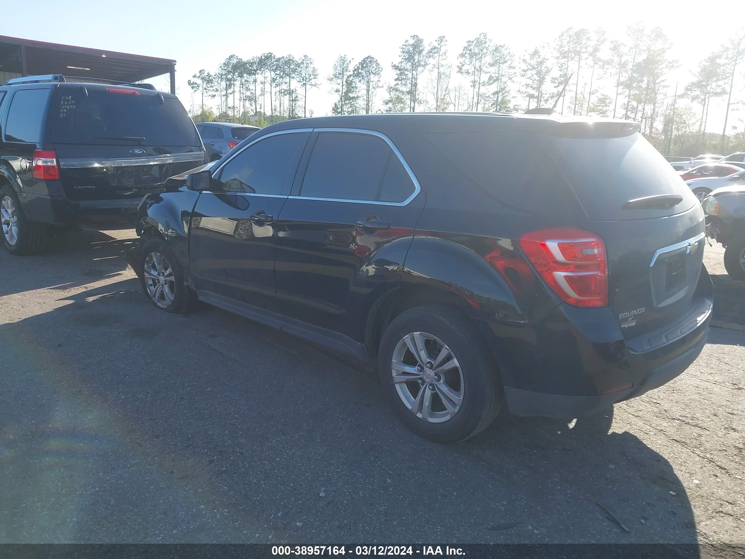 Photo 2 VIN: 2GNALBEK8H1587203 - CHEVROLET EQUINOX 