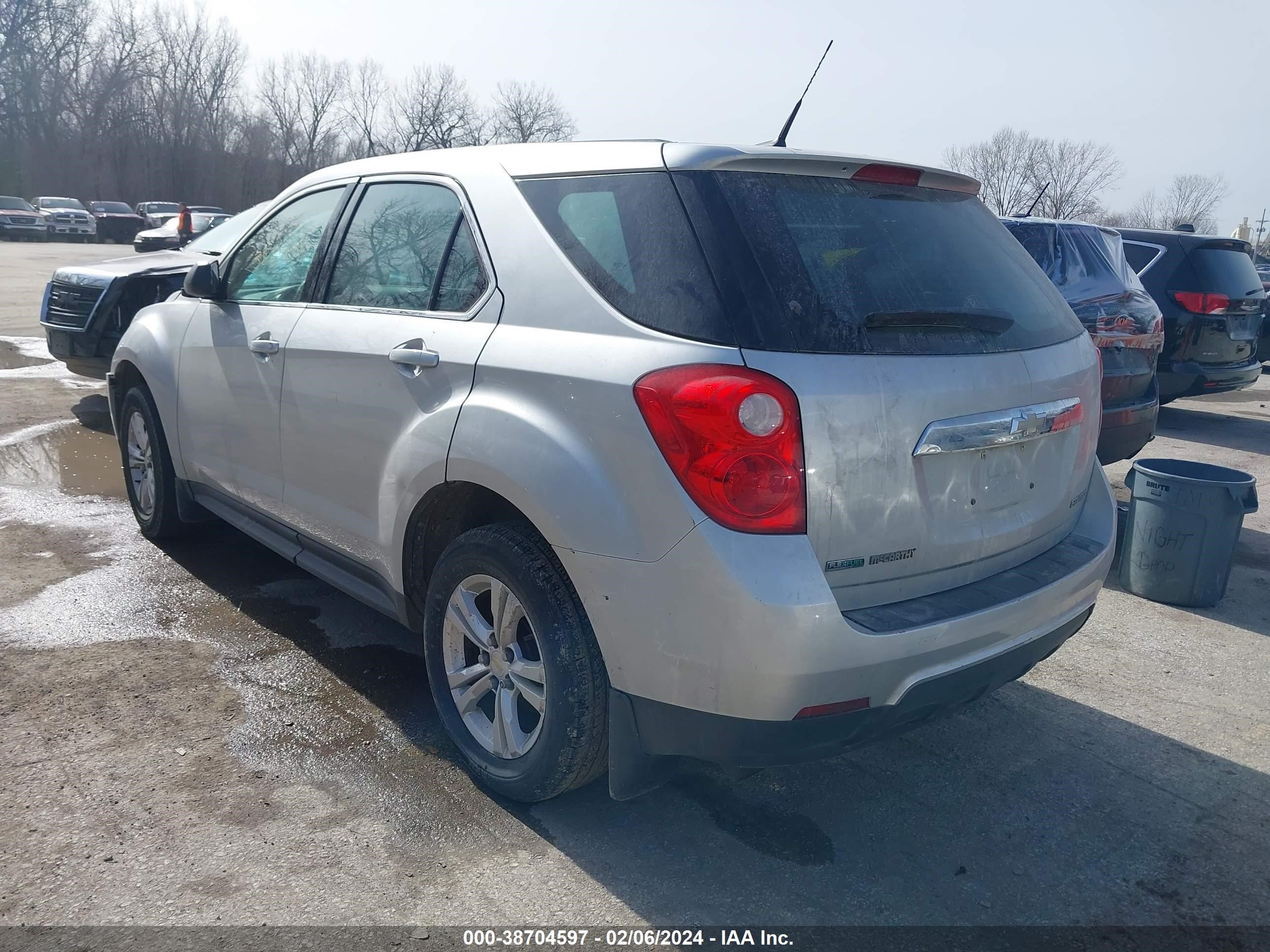 Photo 2 VIN: 2GNALBEK9C1242206 - CHEVROLET EQUINOX 