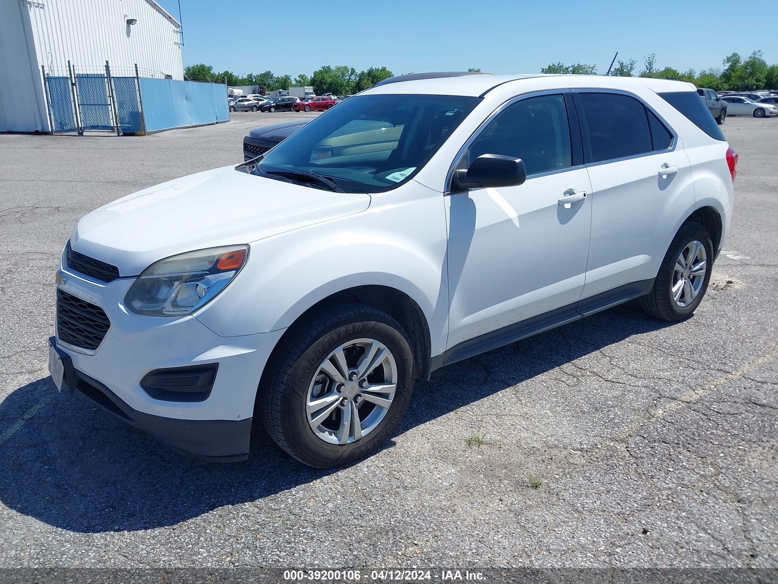 Photo 1 VIN: 2GNALBEK9H1602422 - CHEVROLET EQUINOX 