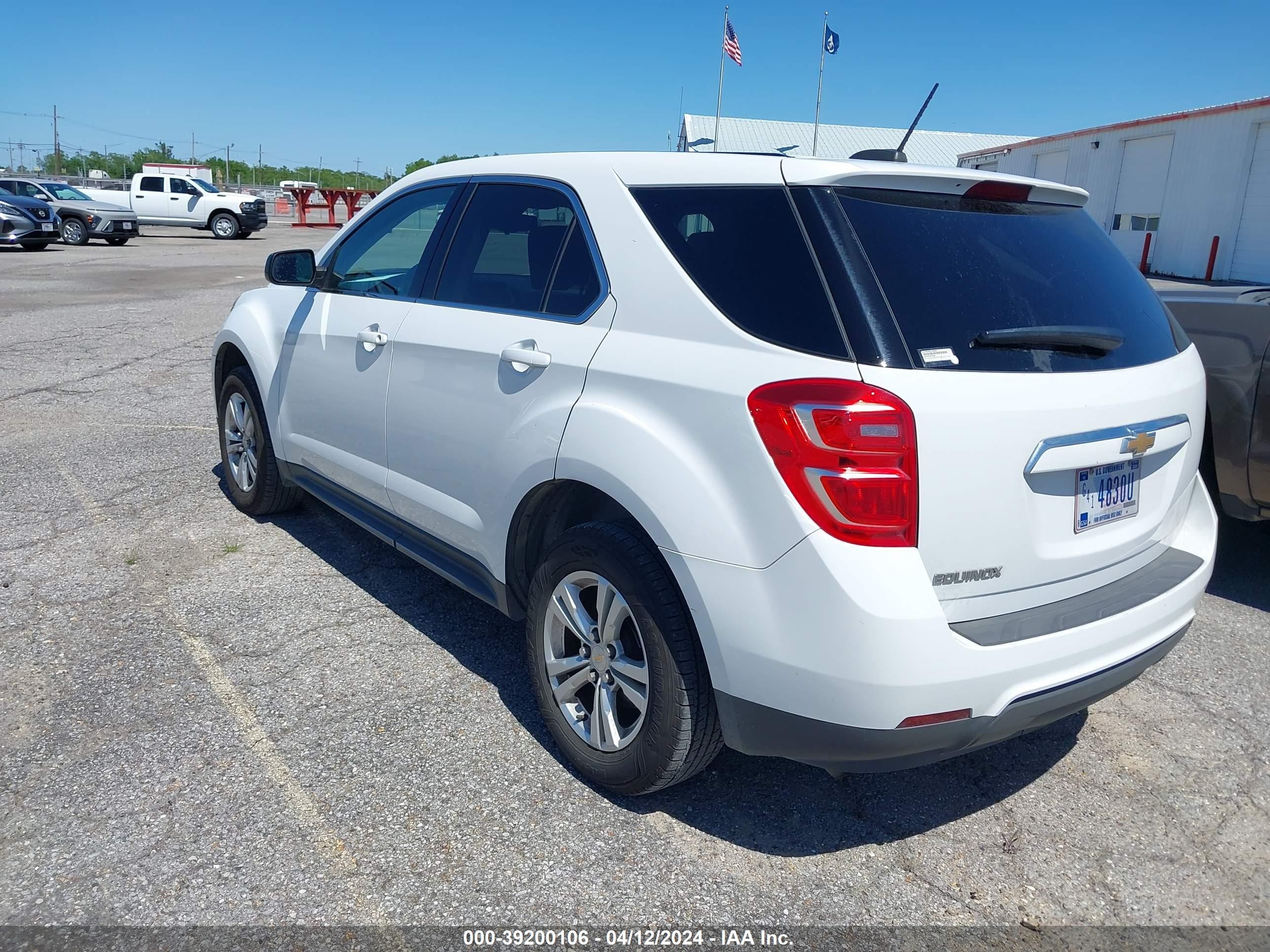 Photo 2 VIN: 2GNALBEK9H1602422 - CHEVROLET EQUINOX 