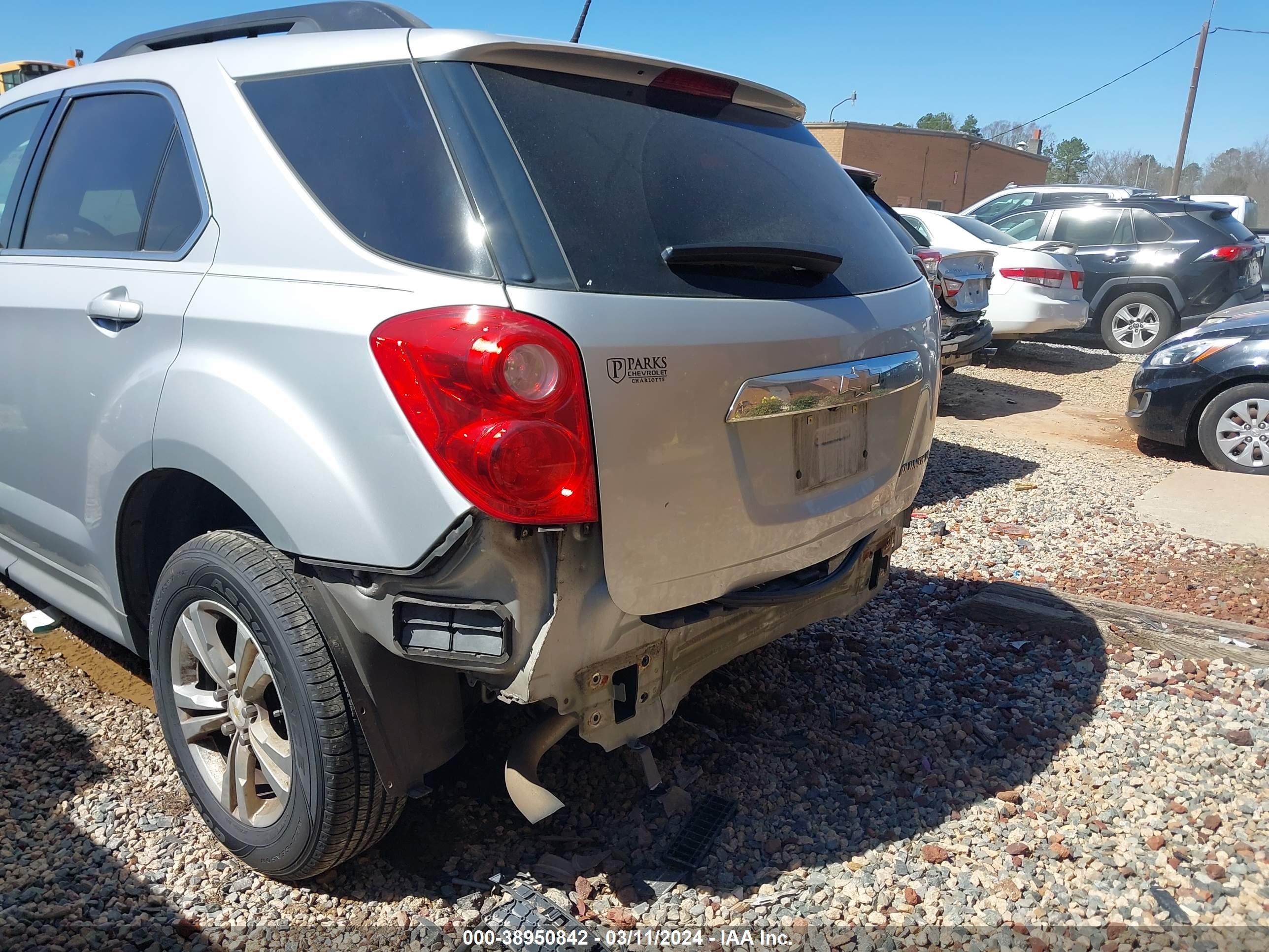 Photo 5 VIN: 2GNALBEKXE6238817 - CHEVROLET EQUINOX 