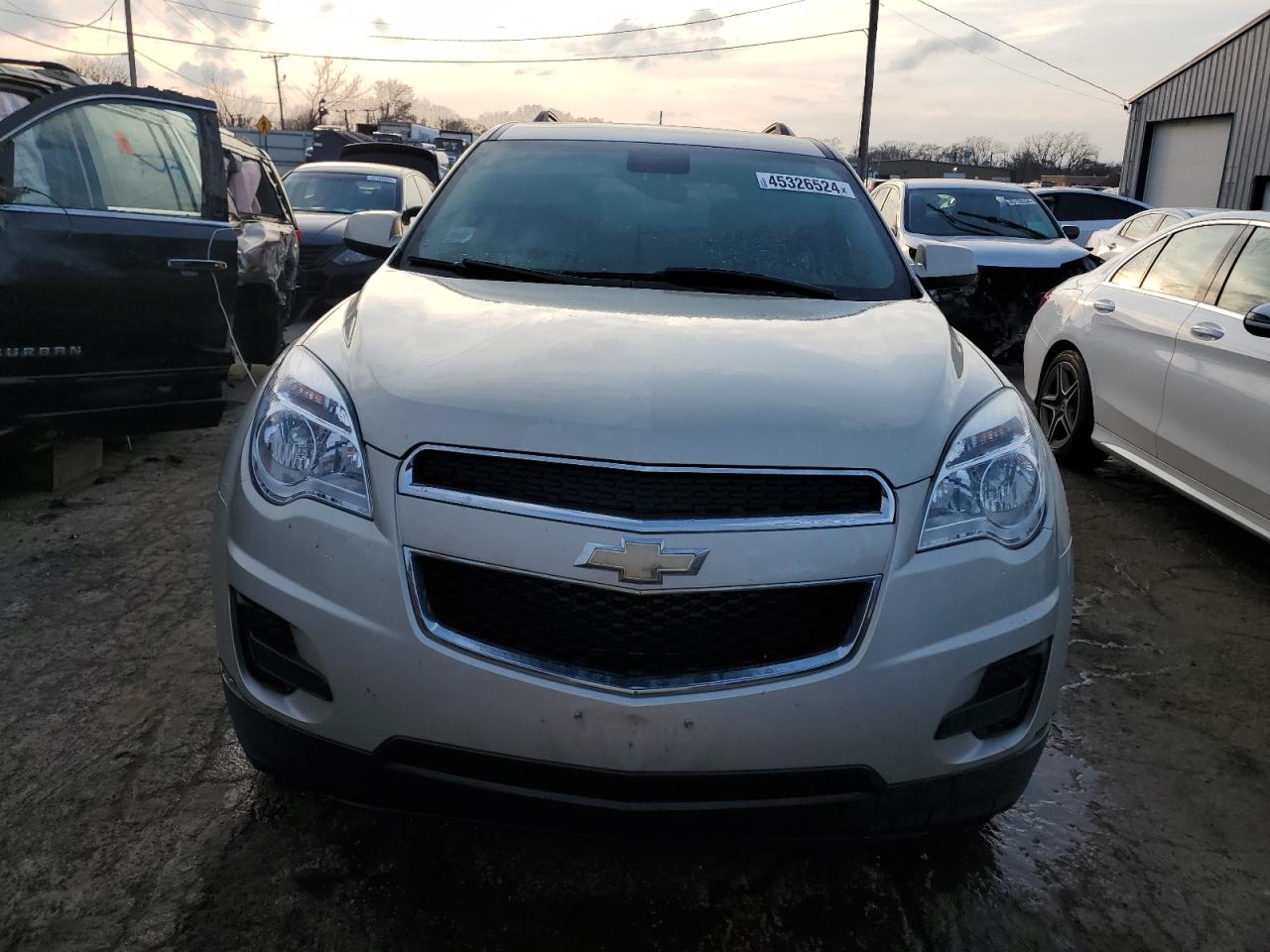 Photo 4 VIN: 2GNALBEKXF1138201 - CHEVROLET EQUINOX 