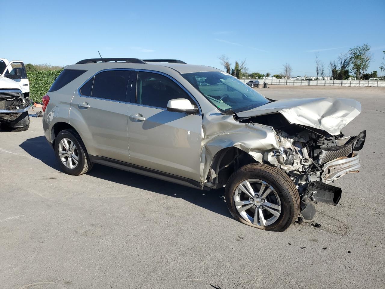 Photo 3 VIN: 2GNALCEK2F6419627 - CHEVROLET EQUINOX 