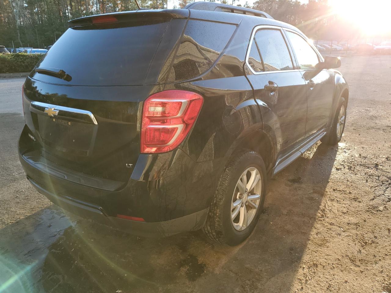 Photo 2 VIN: 2GNALCEK2H1528198 - CHEVROLET EQUINOX 