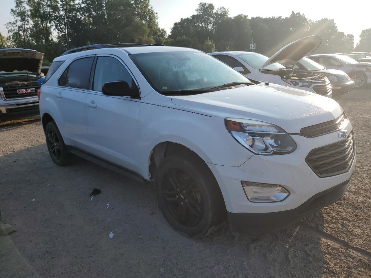 Photo 3 VIN: 2GNALCEK2H1585680 - CHEVROLET EQUINOX 