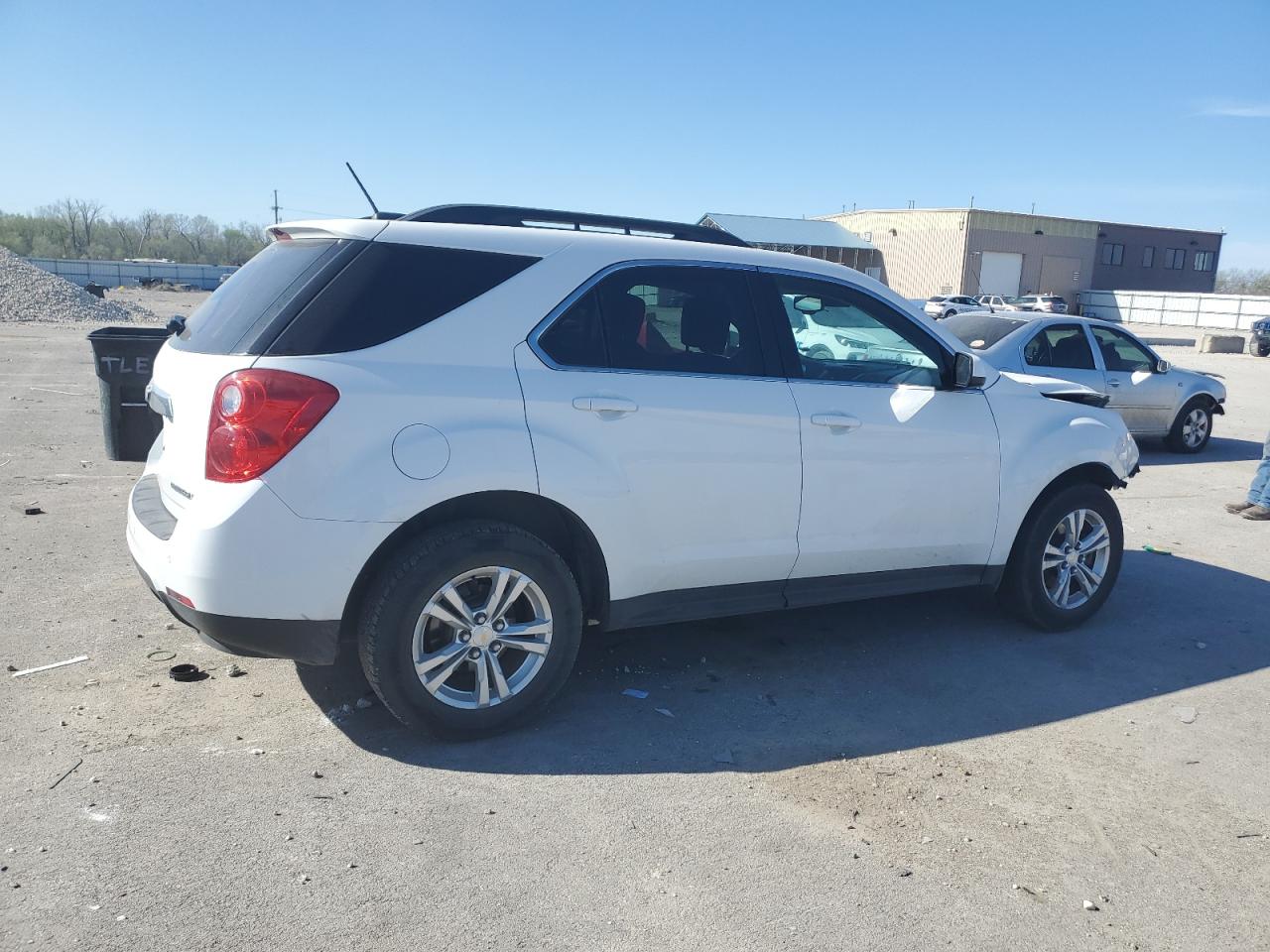 Photo 2 VIN: 2GNALCEK3F6341617 - CHEVROLET EQUINOX 