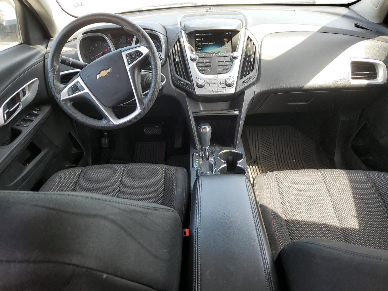 Photo 7 VIN: 2GNALCEK8H1521823 - CHEVROLET EQUINOX 