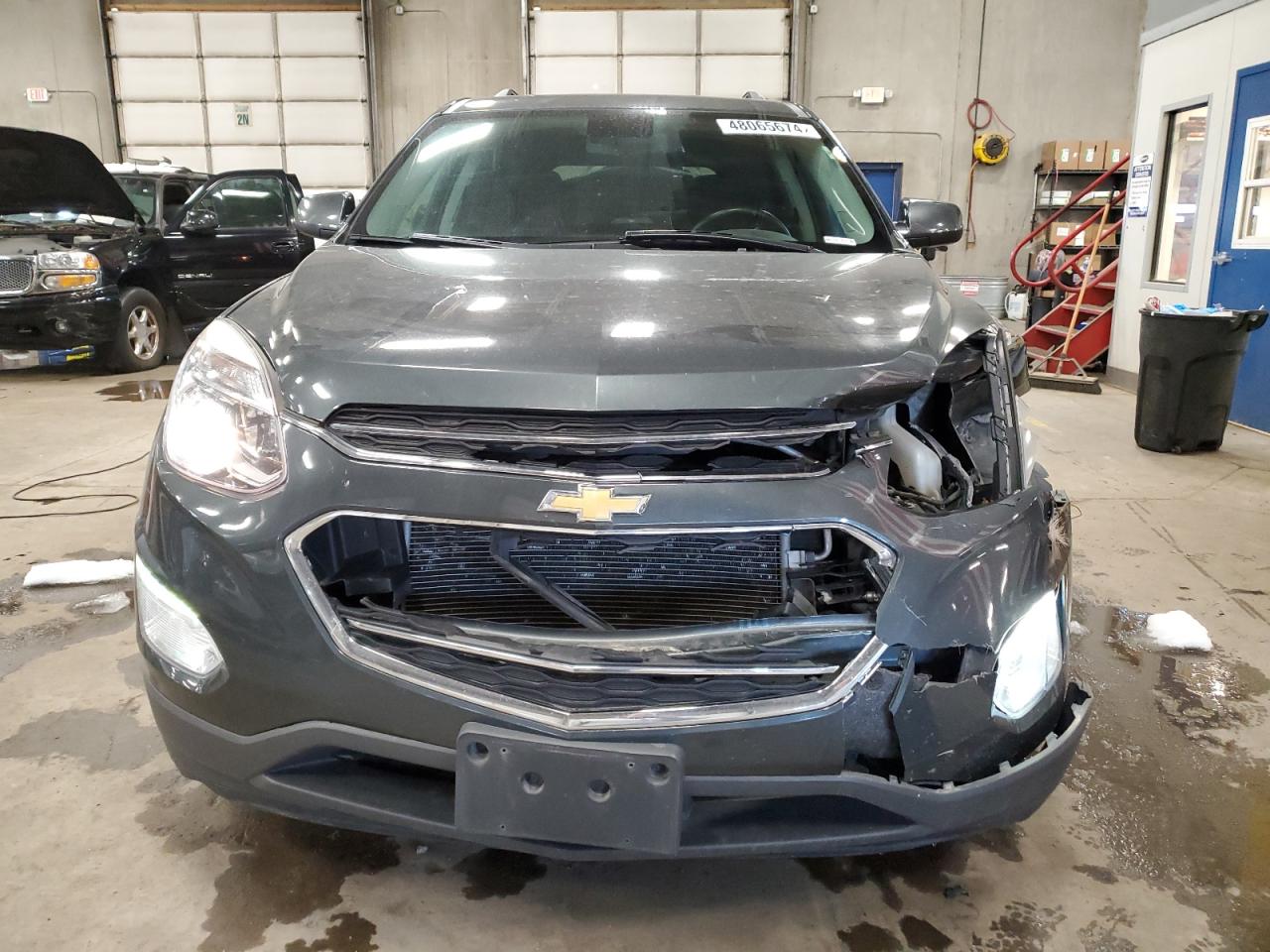 Photo 4 VIN: 2GNALCEKXH1582235 - CHEVROLET EQUINOX 