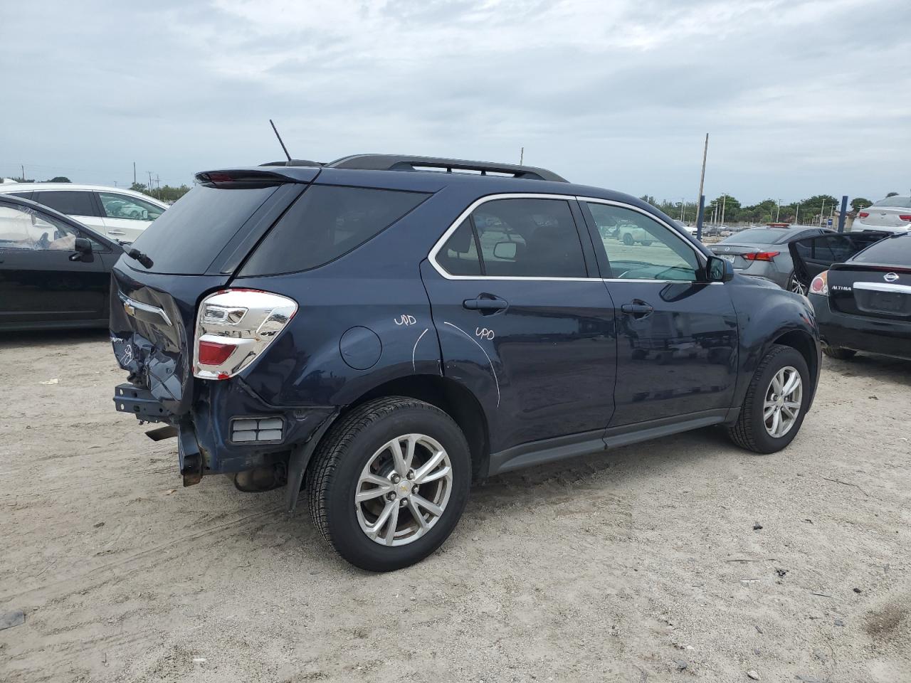 Photo 2 VIN: 2GNALCEKXH6189127 - CHEVROLET EQUINOX 