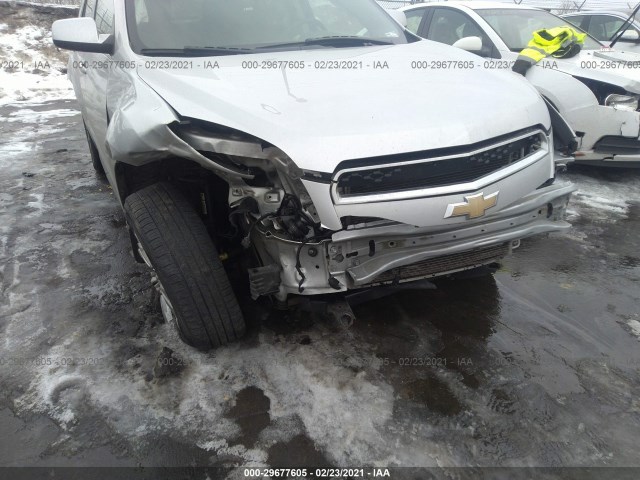 Photo 5 VIN: 2GNALDEC3B1174925 - CHEVROLET EQUINOX 