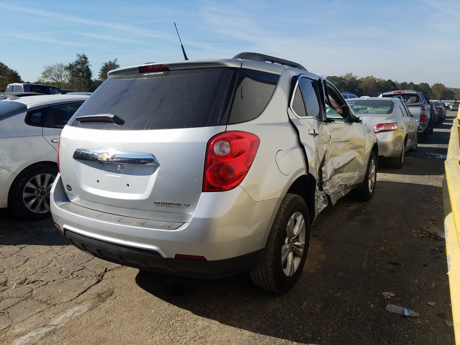 Photo 3 VIN: 2GNALDEC7B1317570 - CHEVROLET EQUINOX LT 