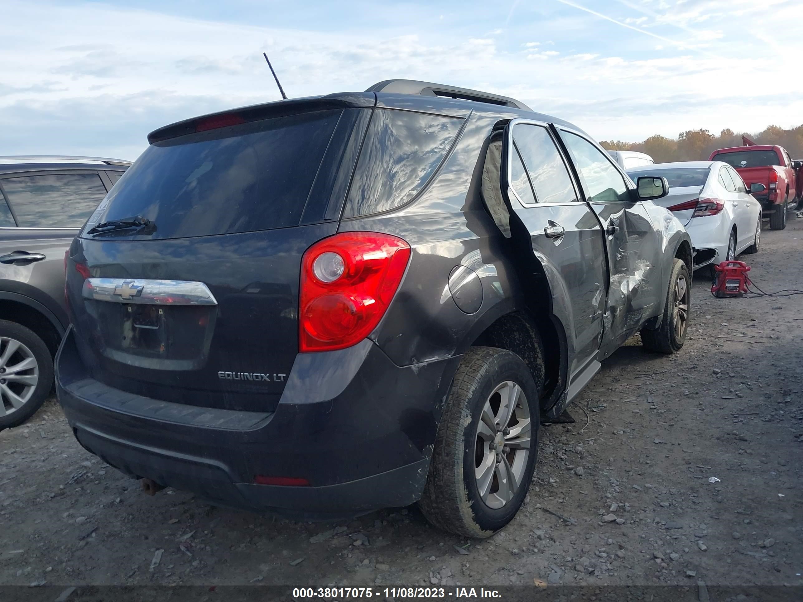 Photo 3 VIN: 2GNALDEK0D6380328 - CHEVROLET EQUINOX 