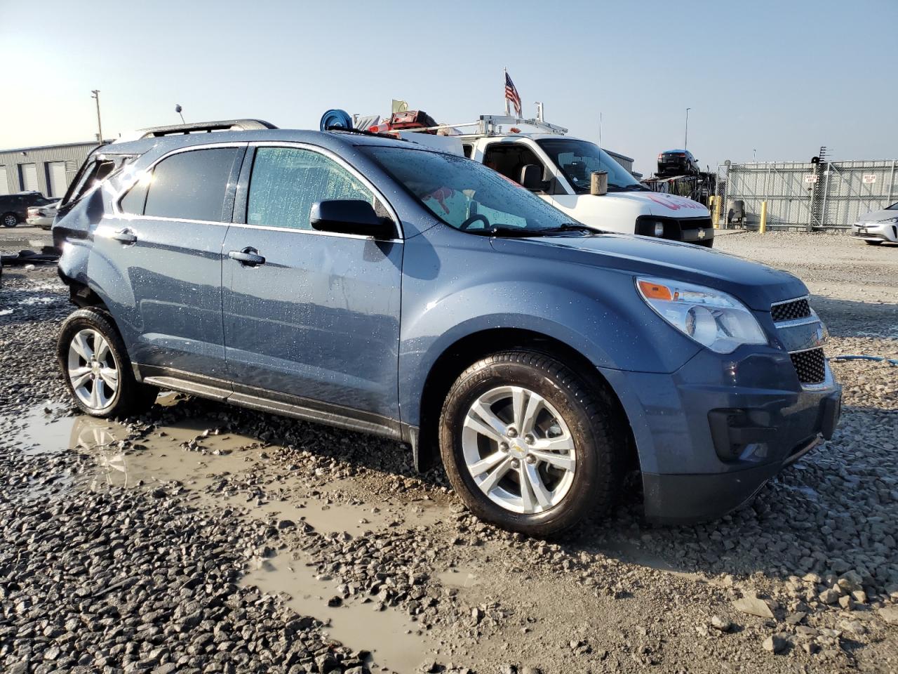 Photo 3 VIN: 2GNALDEK1C6137660 - CHEVROLET EQUINOX 