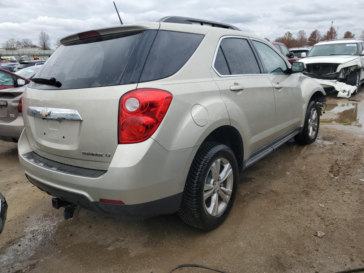 Photo 2 VIN: 2GNALDEK1D1251544 - CHEVROLET EQUINOX 