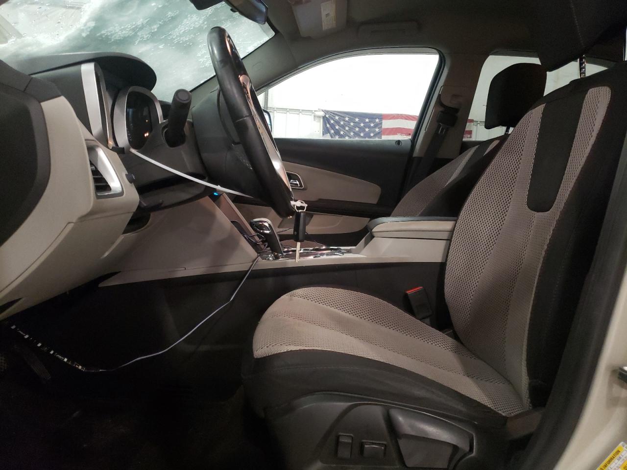 Photo 6 VIN: 2GNALDEK1D6169445 - CHEVROLET EQUINOX 