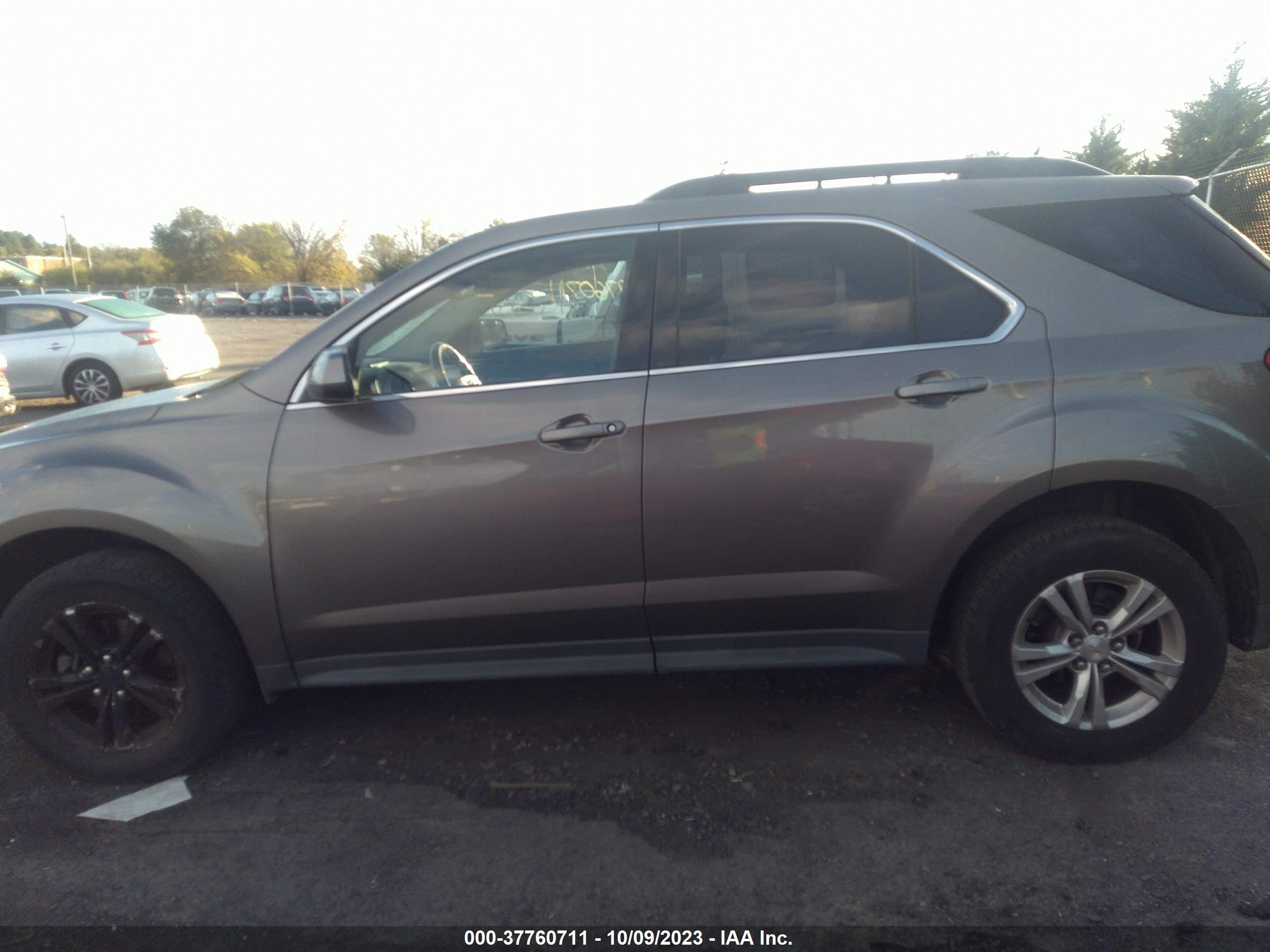 Photo 13 VIN: 2GNALDEK2C6120253 - CHEVROLET EQUINOX 